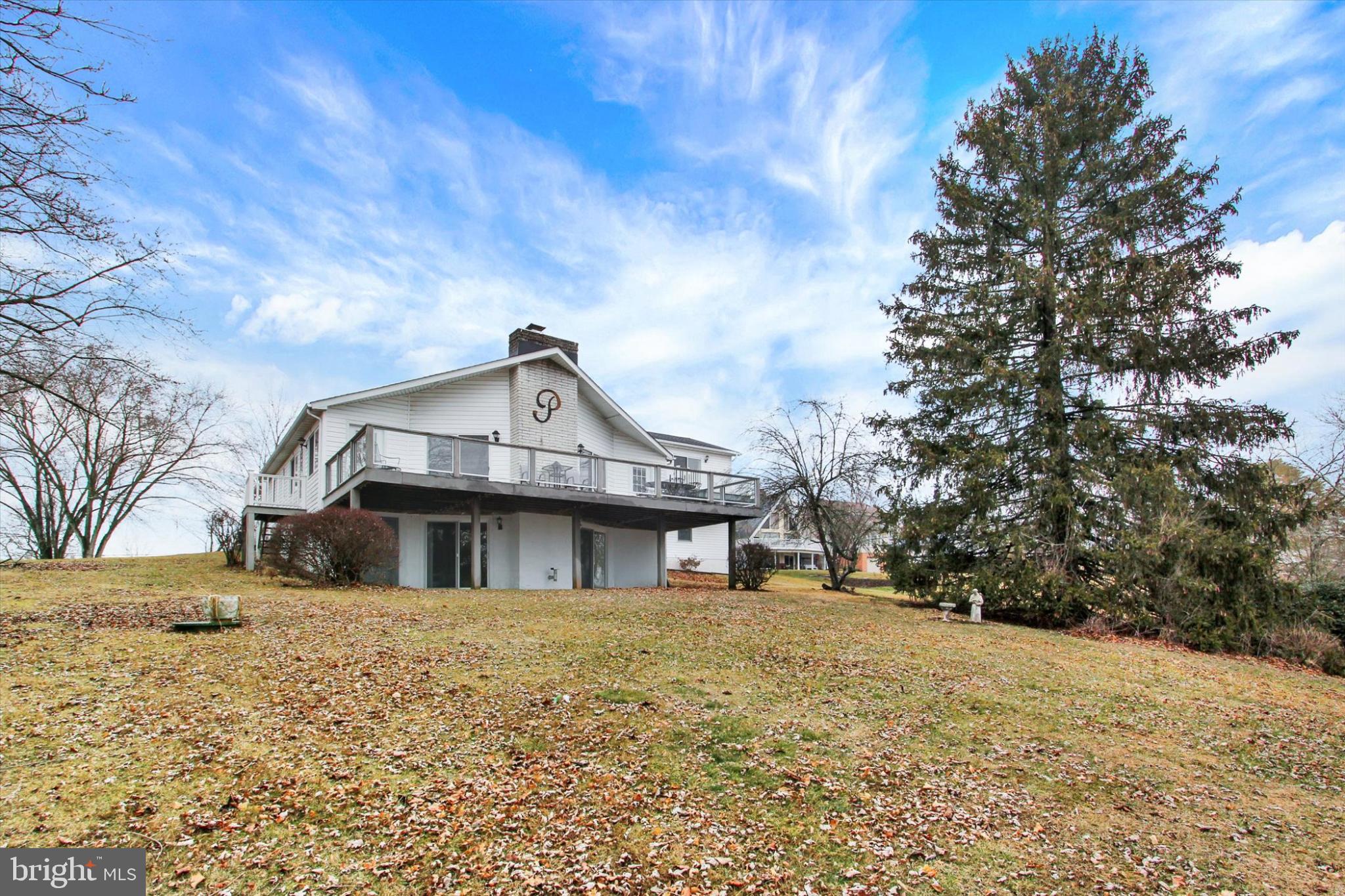 LAKE HERITAGE - Residential