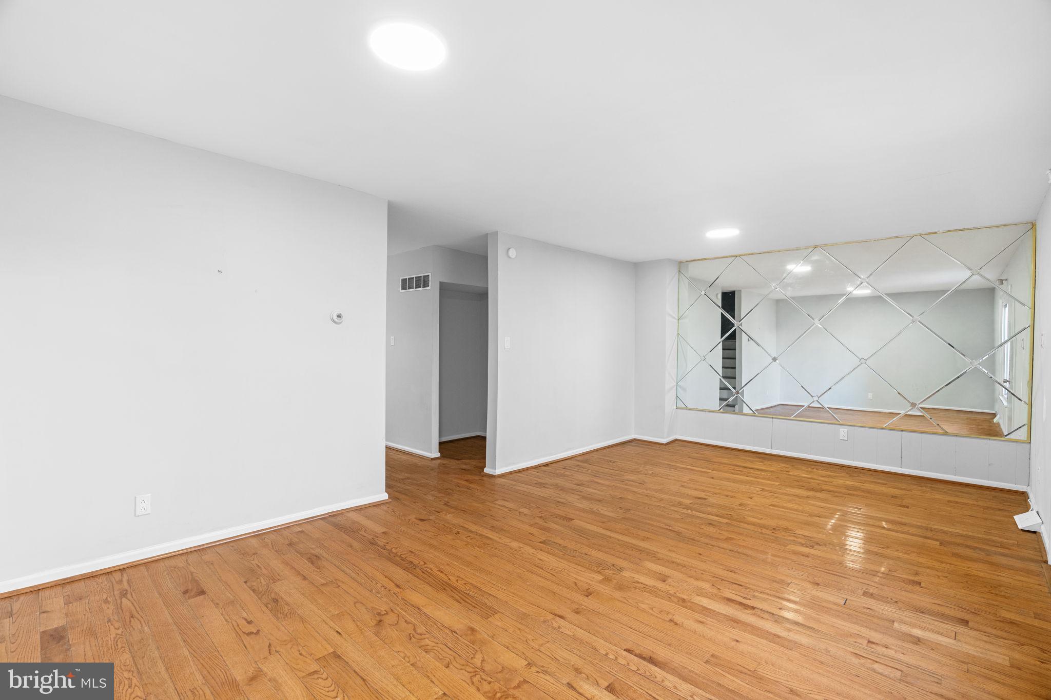 CHESTER CITY - Residential