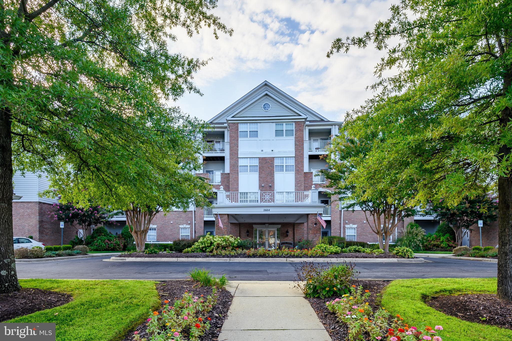2604 CHAPEL LAKE DRIVE 112