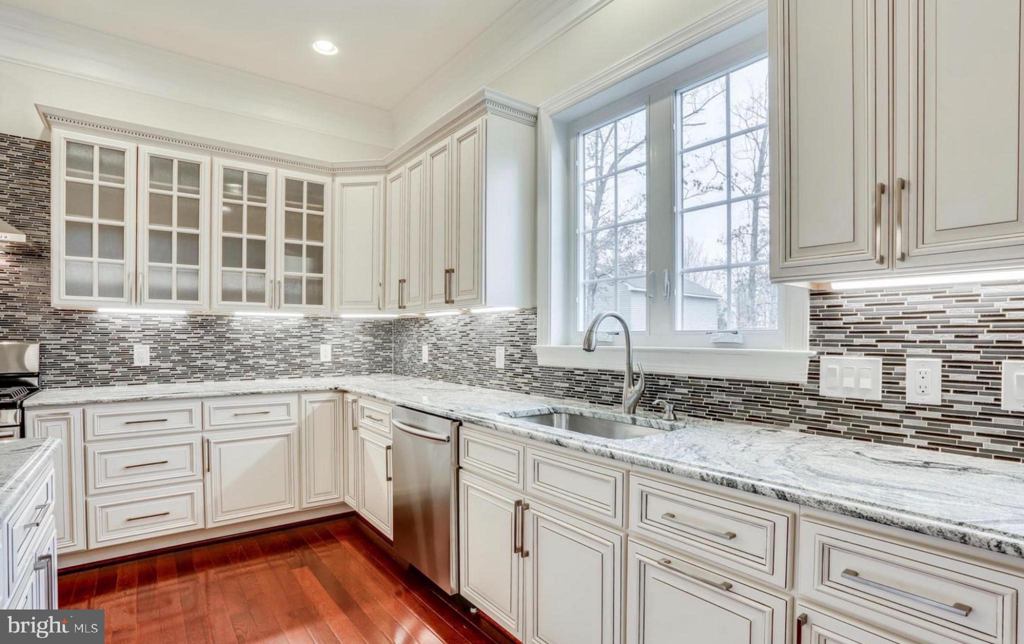 LEWIS PARK - Residential Lease