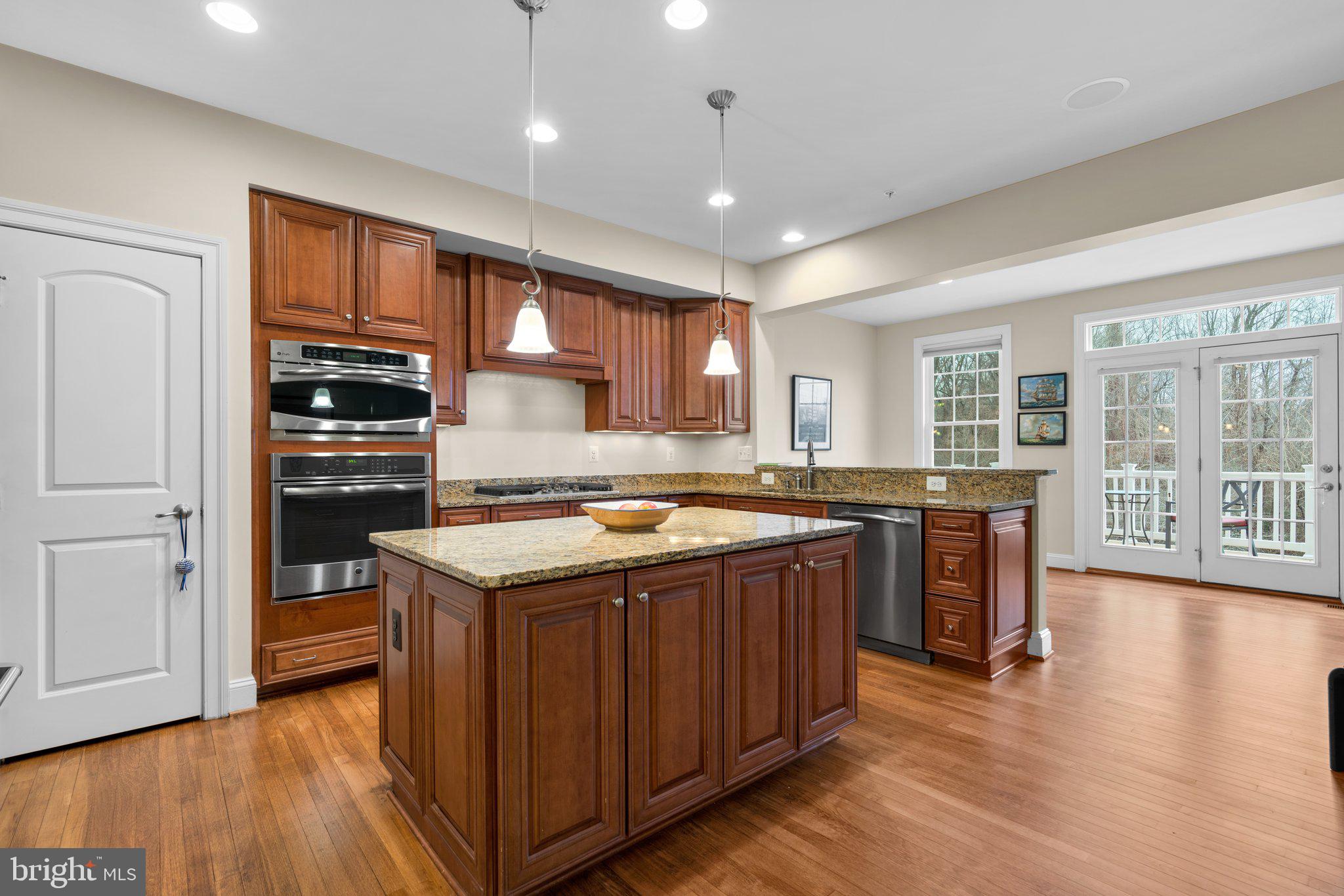 DEEP CREEK VILLAGE - Residential