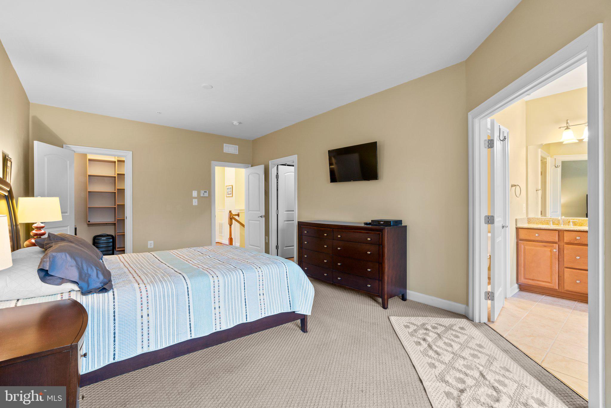 DEEP CREEK VILLAGE - Residential