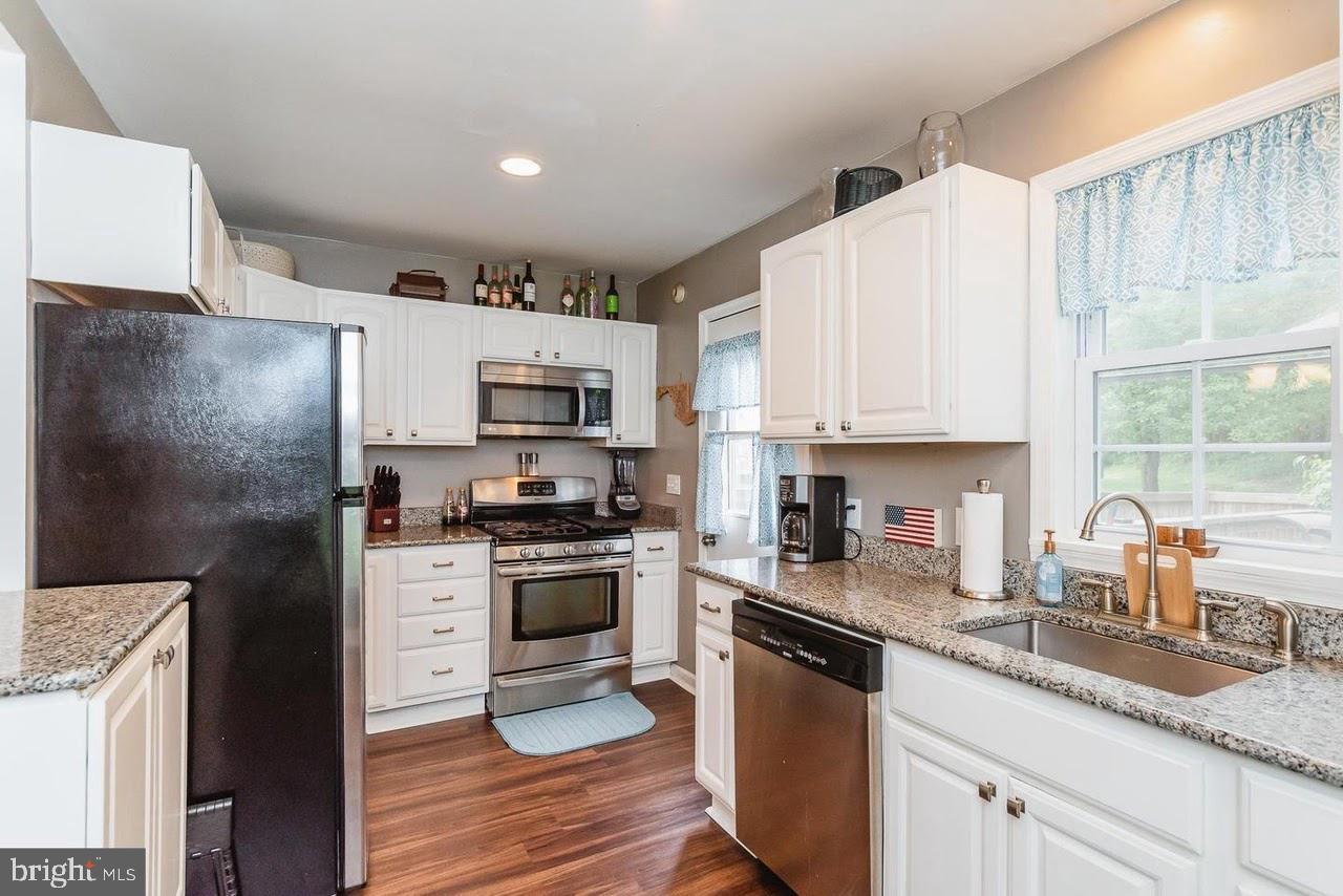 BELMONT - Residential Lease