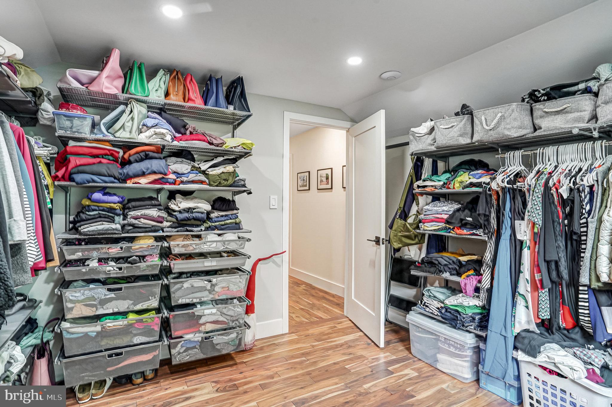 AFTON GLEN - Residential