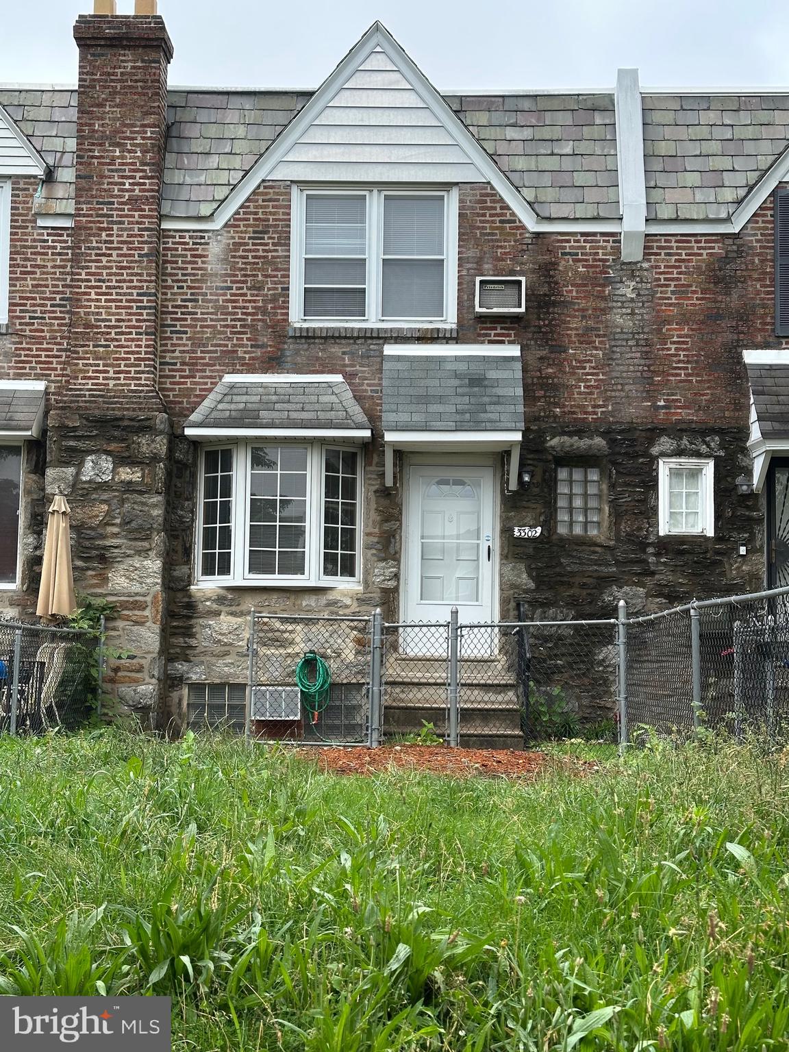3302 Bleigh Ave is a patio front West Mayfair airlite row home. The 1st floor has a living room, dining room with exit to rear covered deck and kitchen with gas cooking (2022) and a dishwasher (2022). The 2nd floor has 3 bedrooms with ample closet space and a modern bath (2024). This home has an expanded finished basement with a powder room, laundry and storage room with exit to rear 1 car parking. The property features hardwood floors, fenced front yard and a covered rear deck. The home has been painted and cleaned. New roof 2022 & coated 2025, updated electric 2024 & 2025, new bathroom 2024. The location is convenient to public transportation, schools, Lincoln HS Pool, playground, ball fields, PennyPack Park, short distance to I95 & Roosevelt Boulevard and shopping on Frankford Avenue.
Owners are licensed PA Realtors