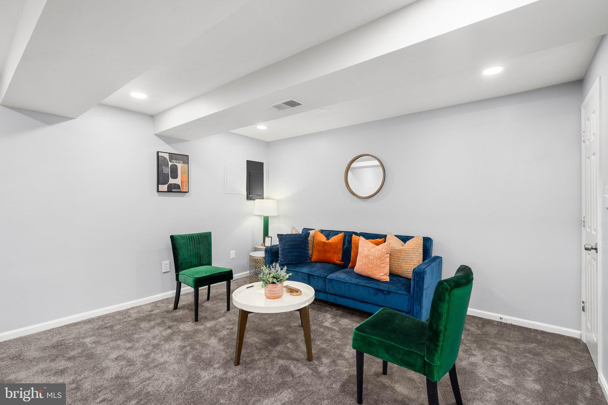 WOODLAWN - Residential