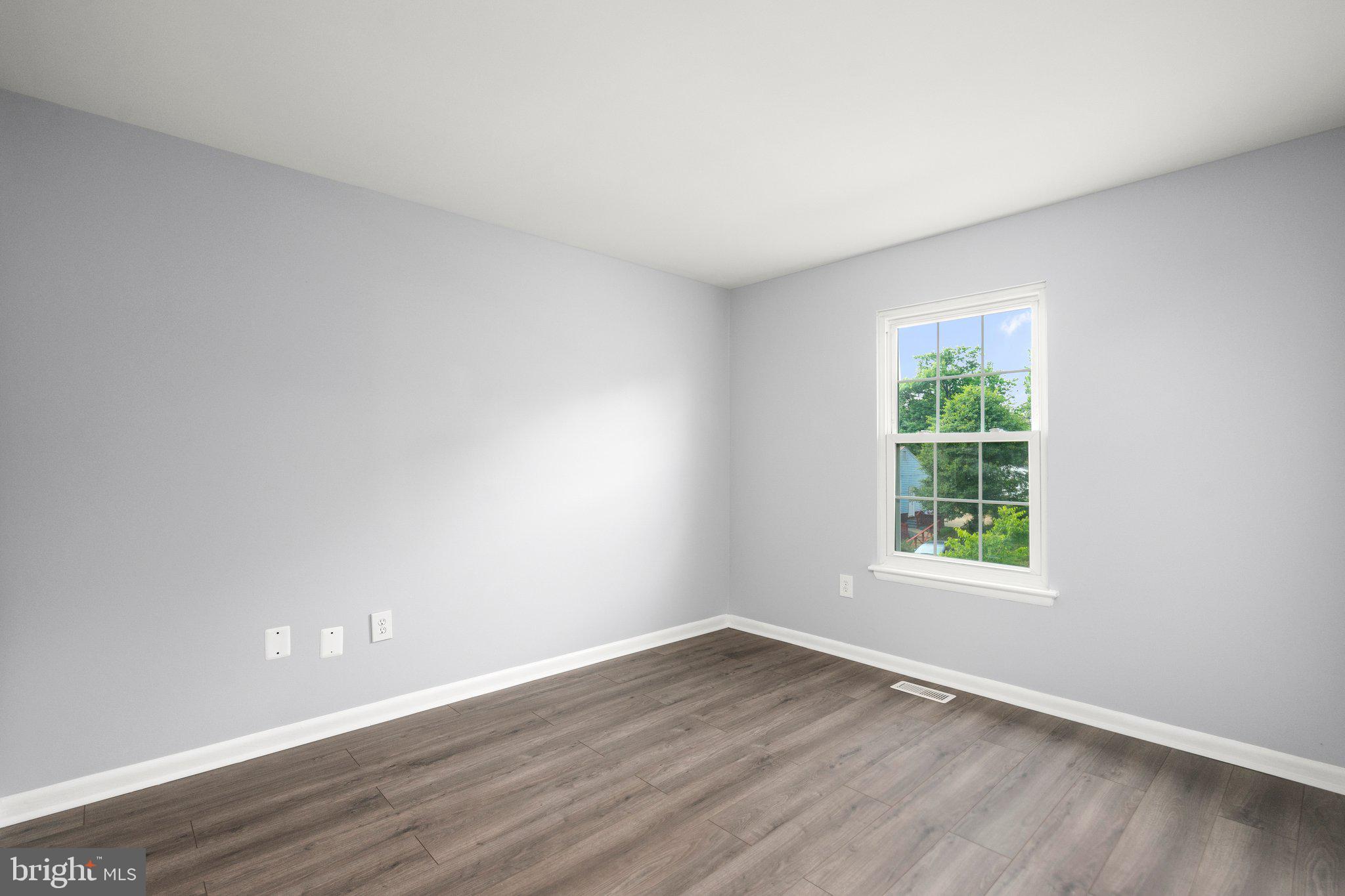 WOODLAWN - Residential