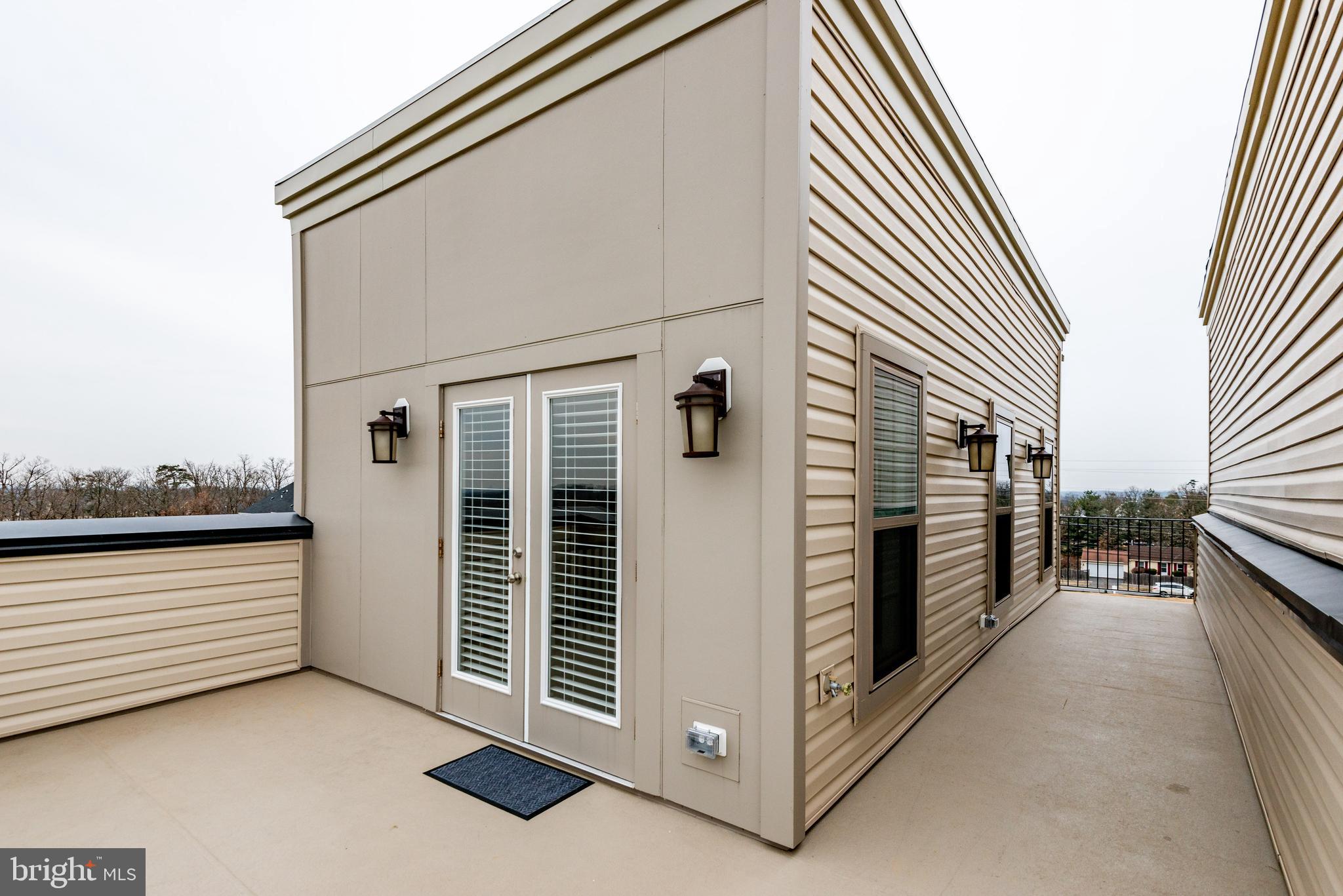 TRAVILAH STATION - Residential Lease