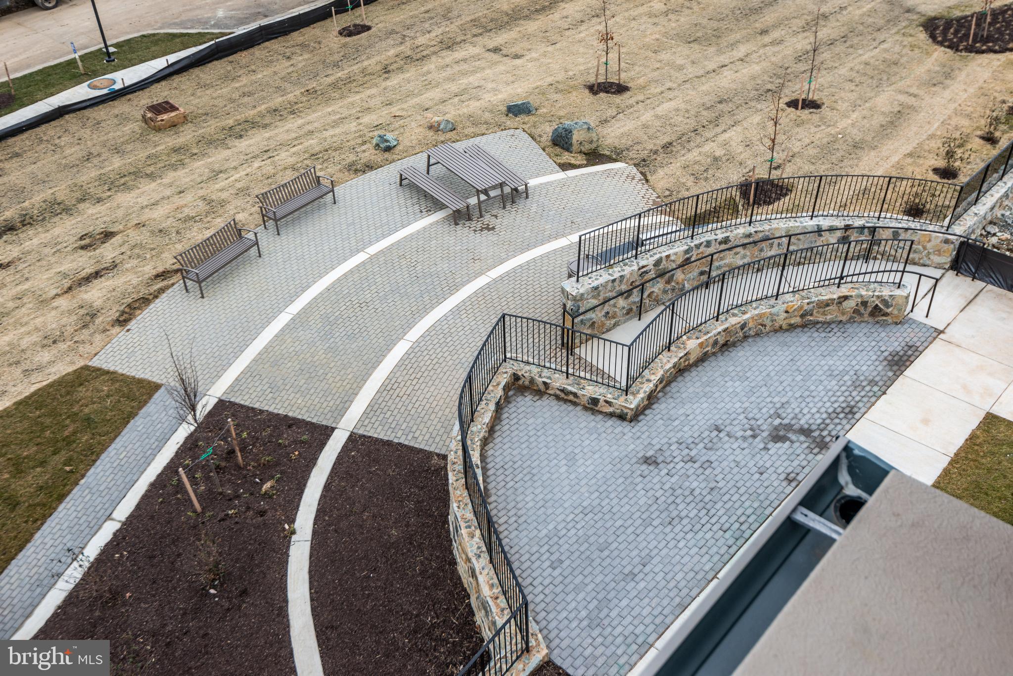 TRAVILAH STATION - Residential Lease