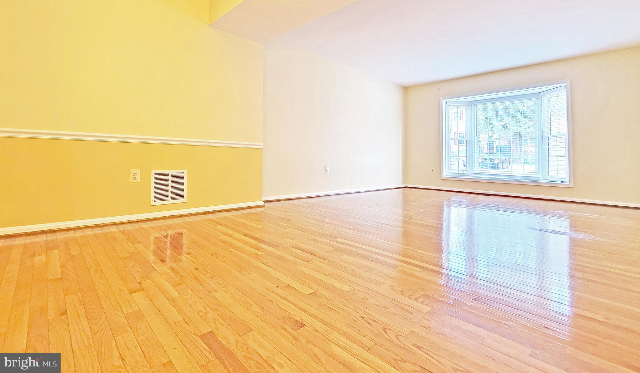 SARATOGA TOWNHOUSES - Residential Lease