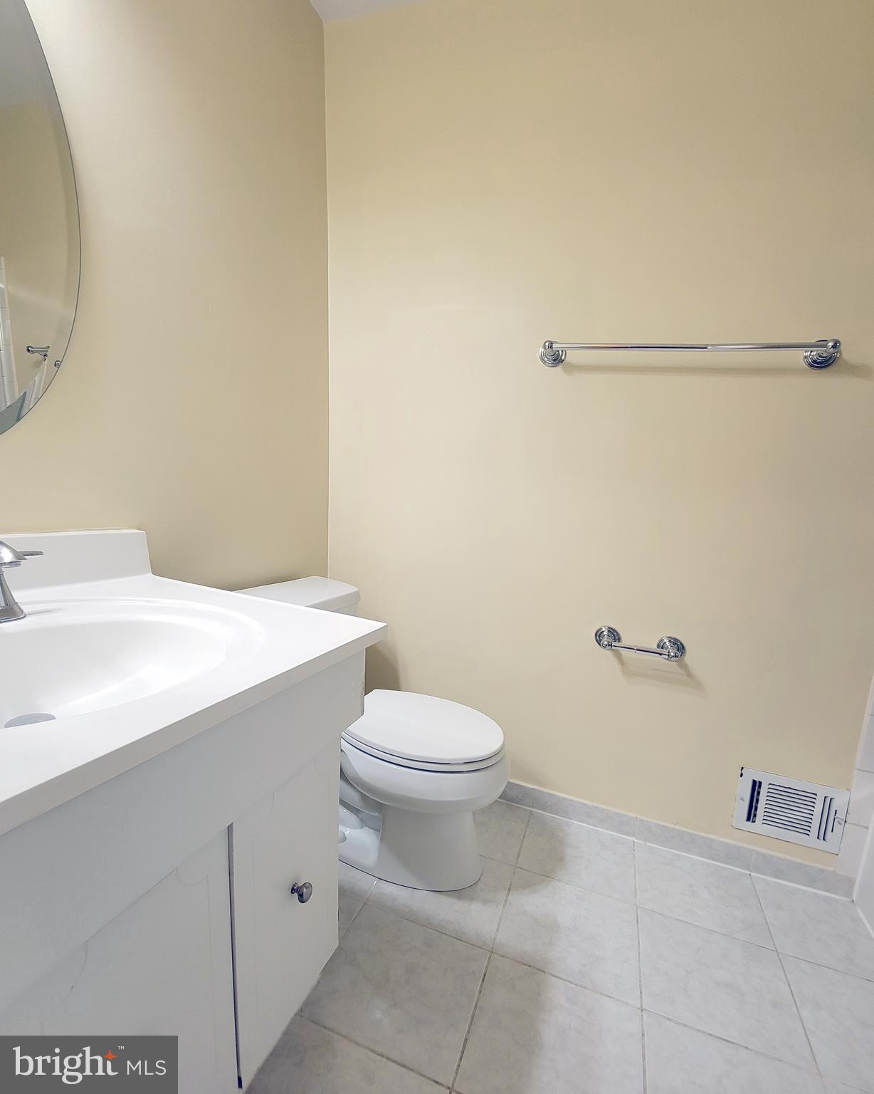 SARATOGA TOWNHOUSES - Residential Lease