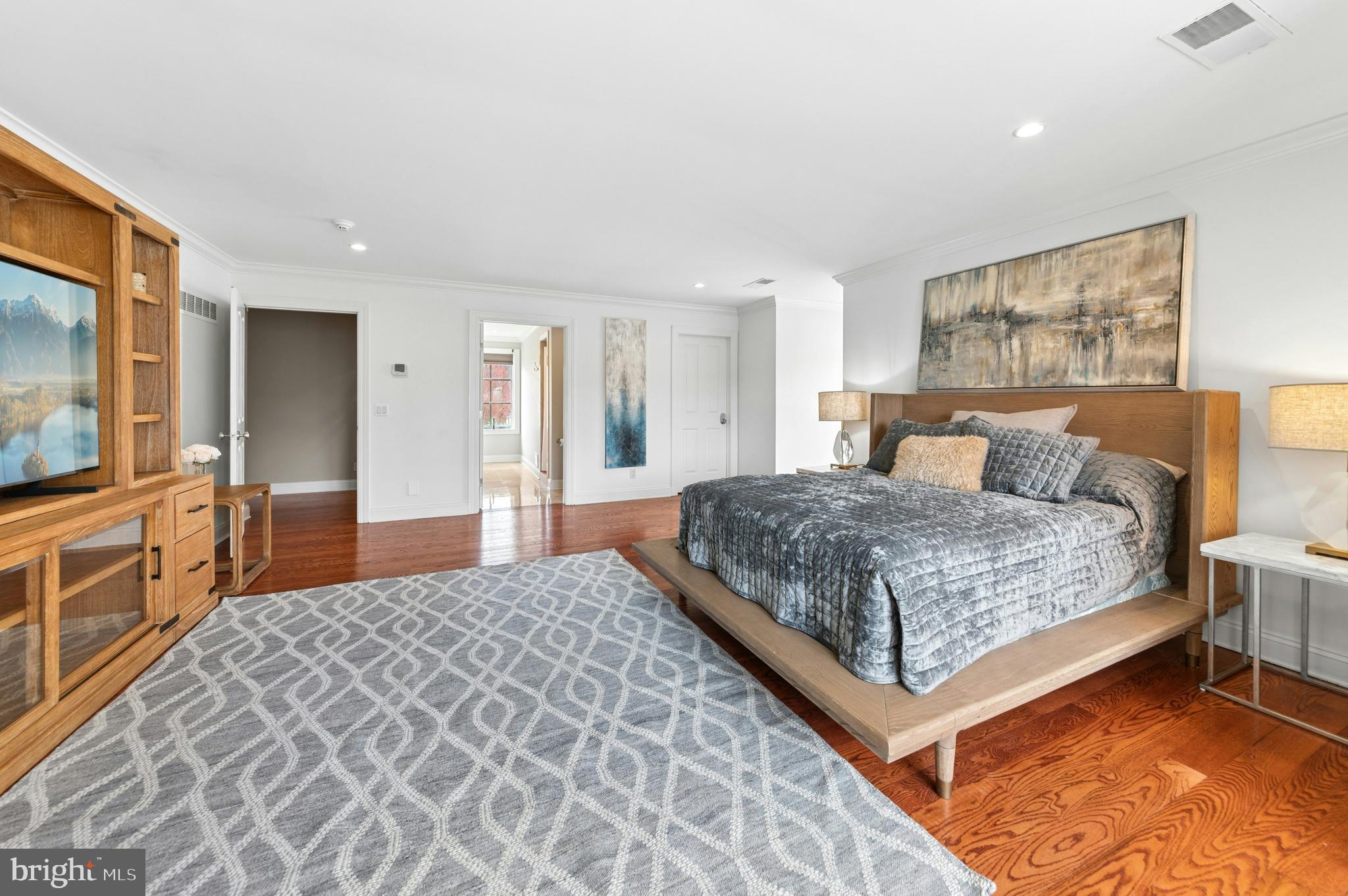 NEWPORT RIDGE - Residential