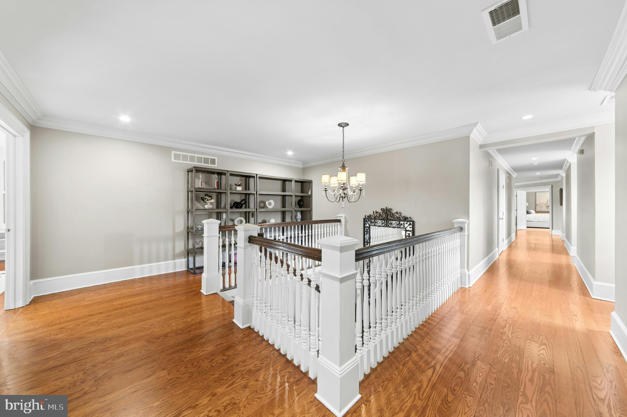 NEWPORT RIDGE - Residential