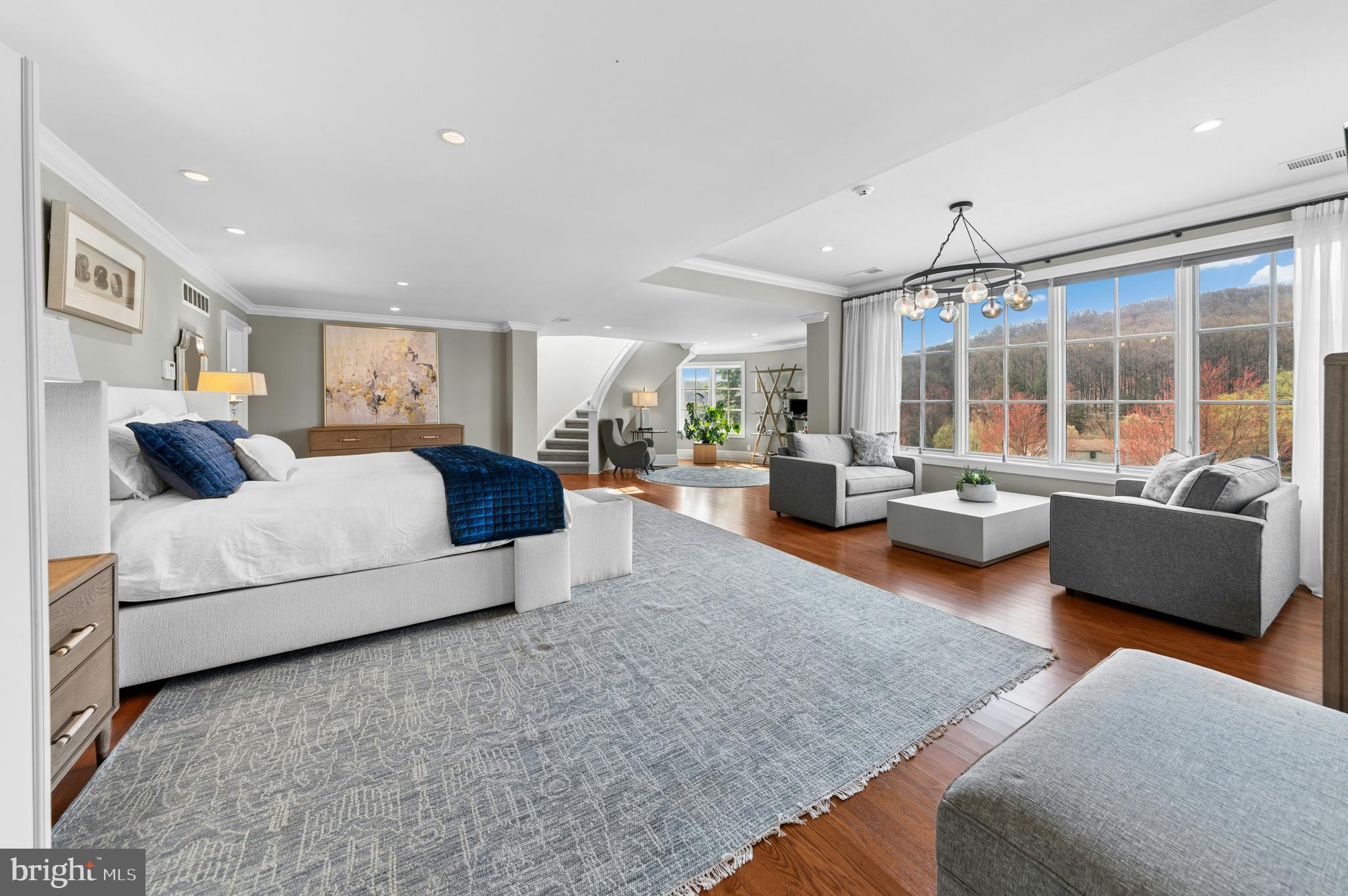 NEWPORT RIDGE - Residential