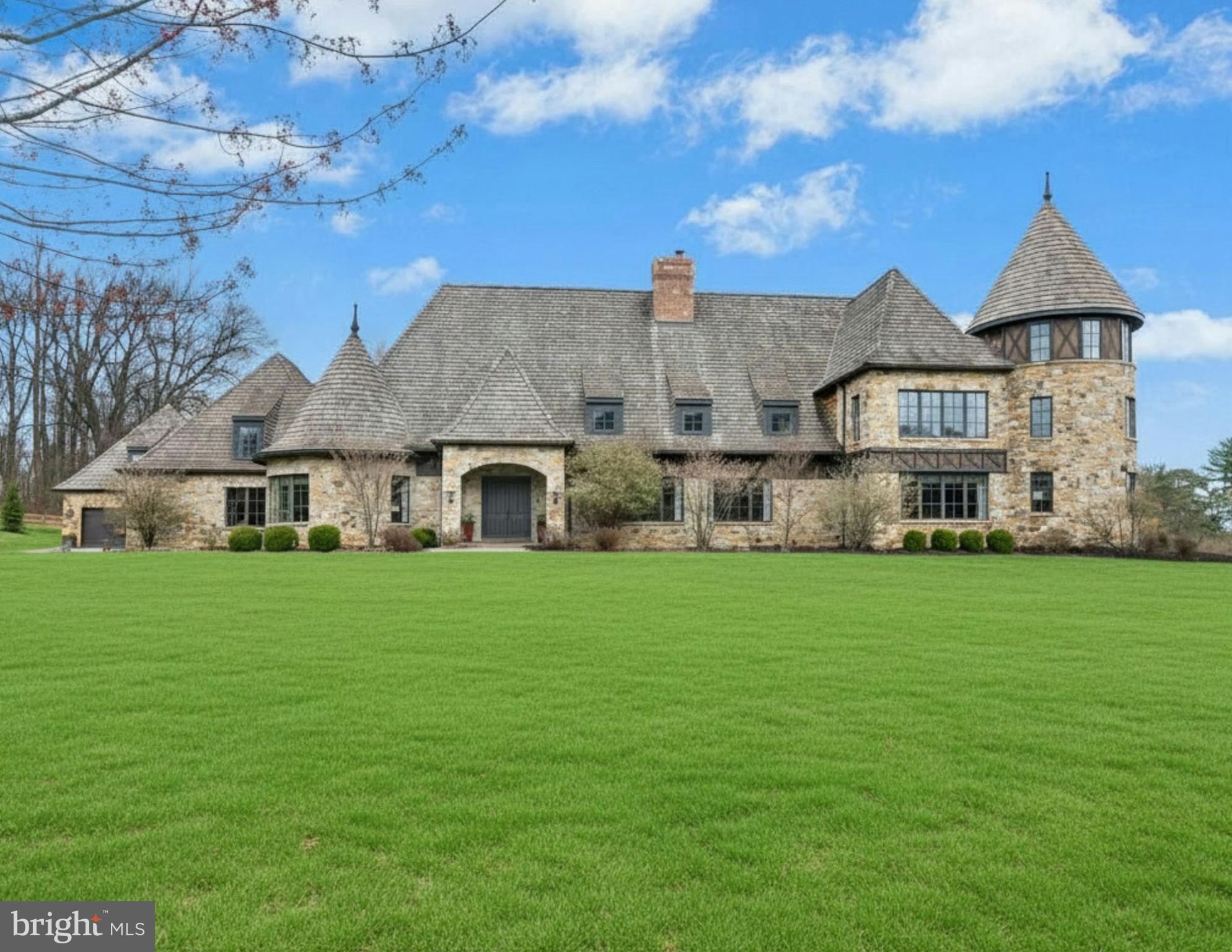 NEWPORT RIDGE - Residential