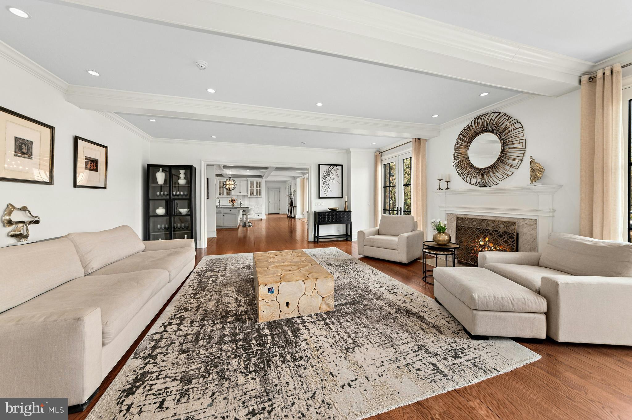 NEWPORT RIDGE - Residential