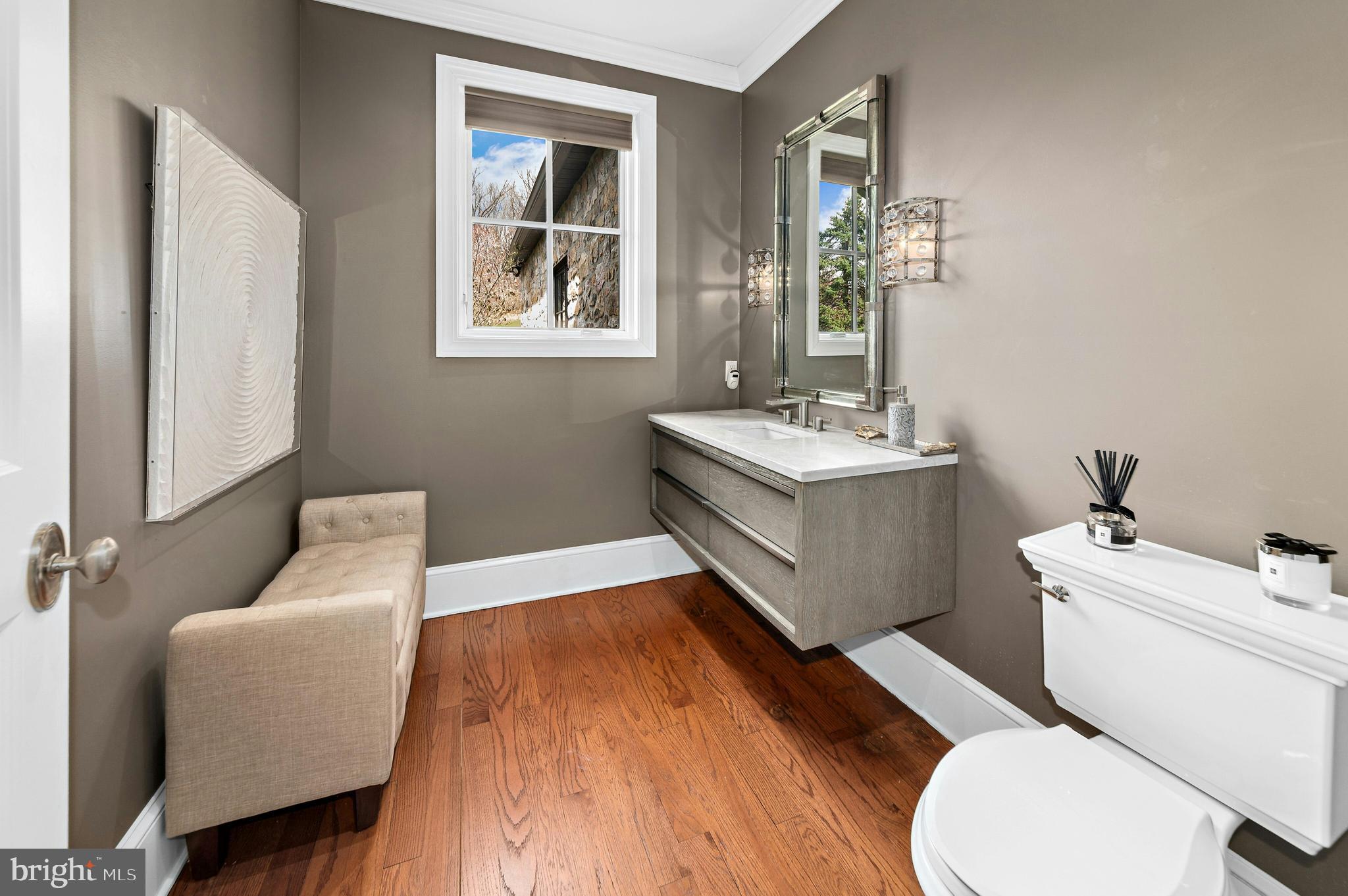 NEWPORT RIDGE - Residential