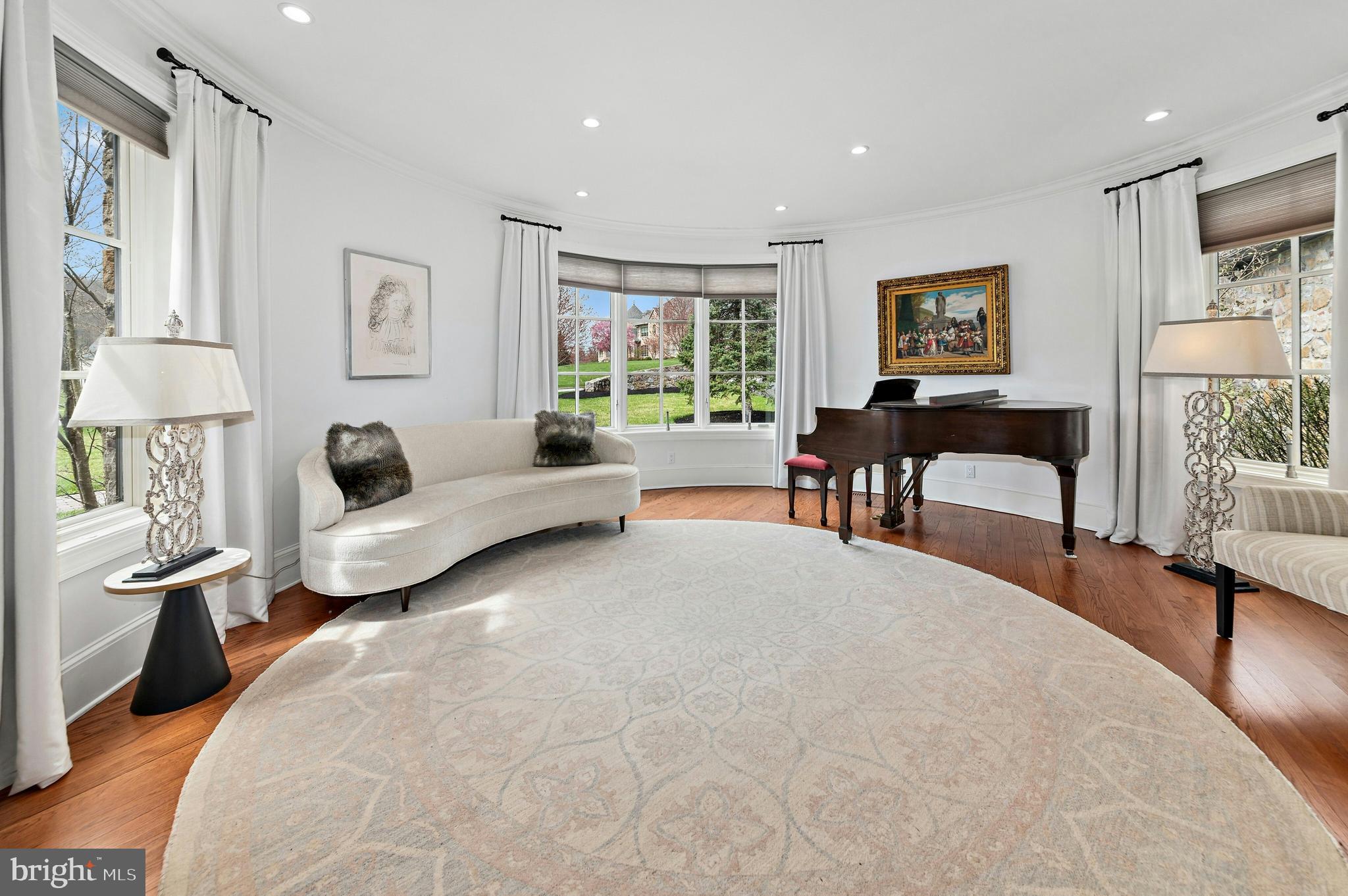 NEWPORT RIDGE - Residential