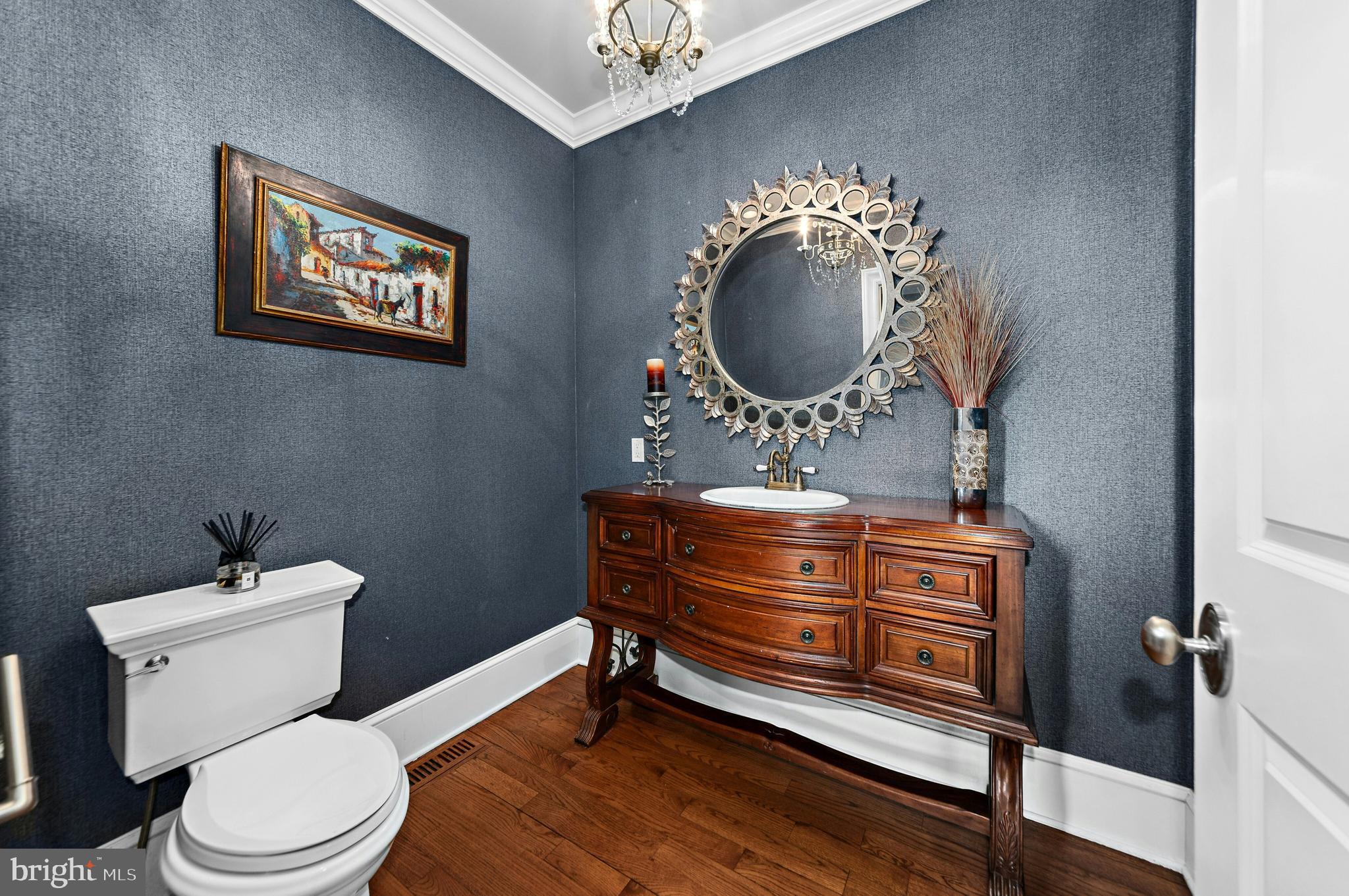 NEWPORT RIDGE - Residential