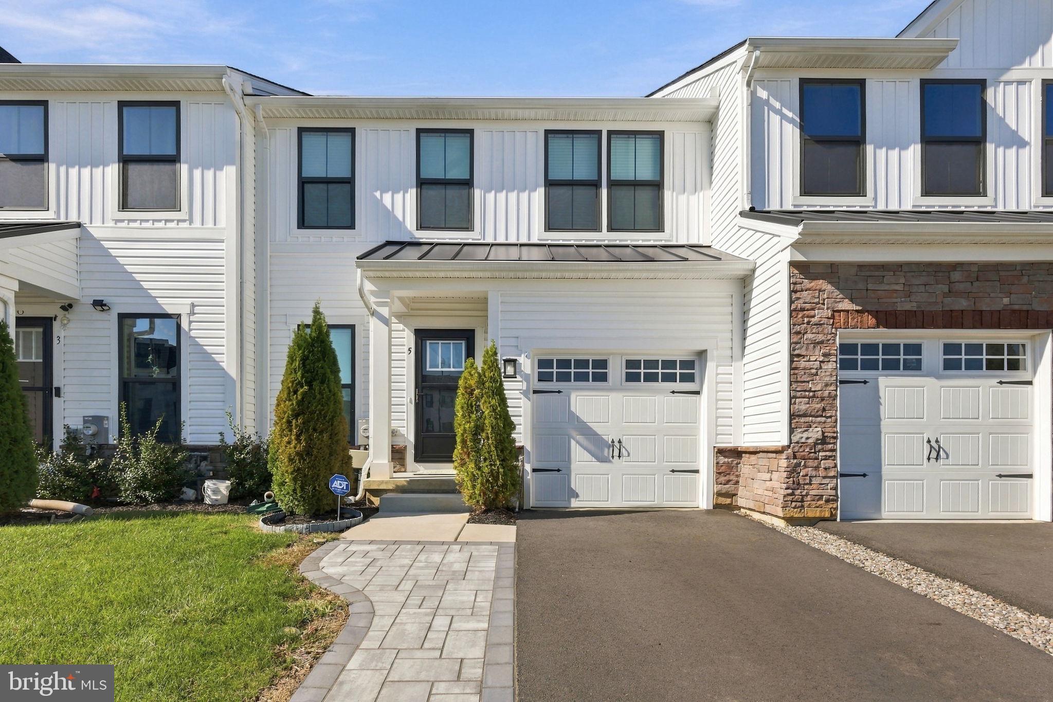 5 BASIL COURT