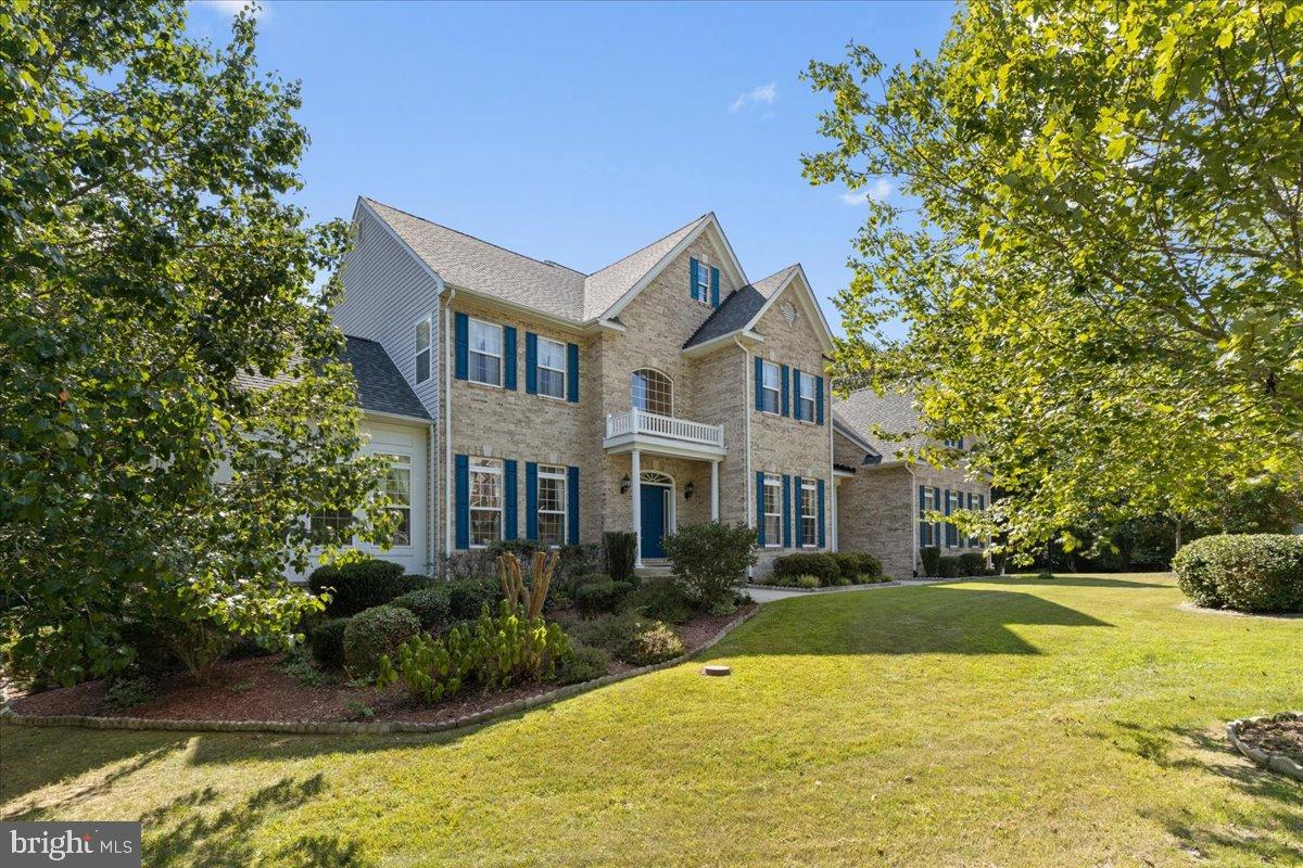 335 SUMMITWOOD DRIVE