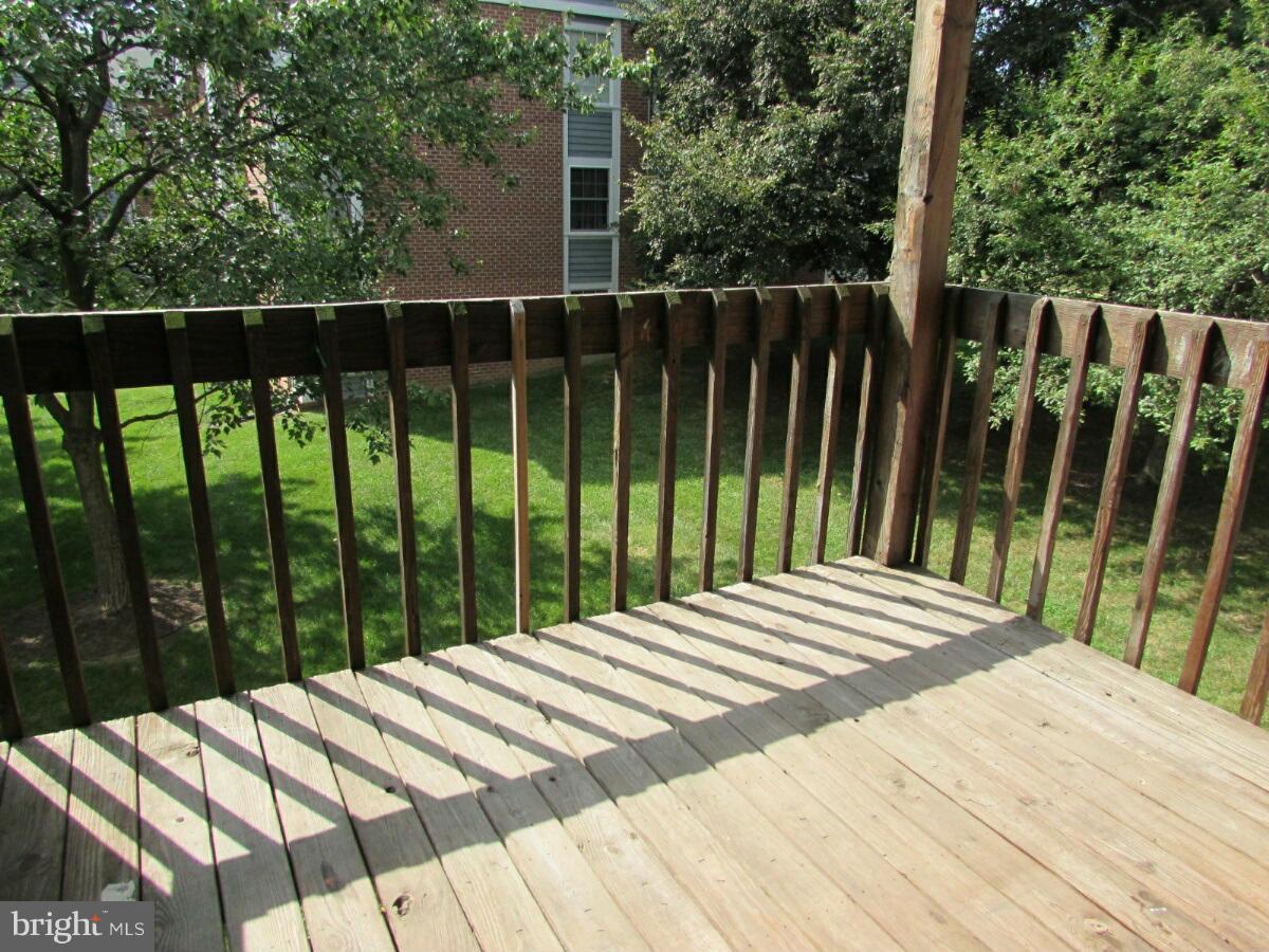 CROMWELL FOUNTAIN - Residential