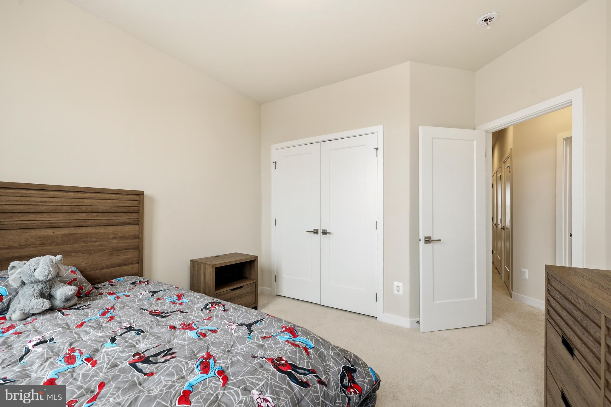 METRO WALK AT MOOREFIELD STATION - Residential