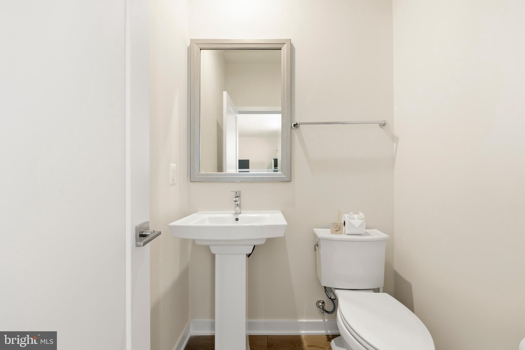 METRO WALK AT MOOREFIELD STATION - Residential