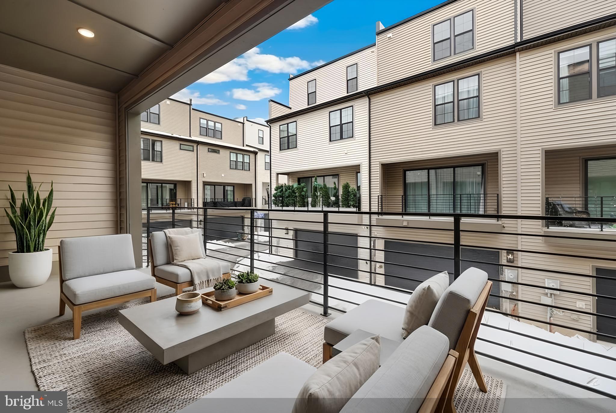 METRO WALK AT MOOREFIELD STATION - Residential