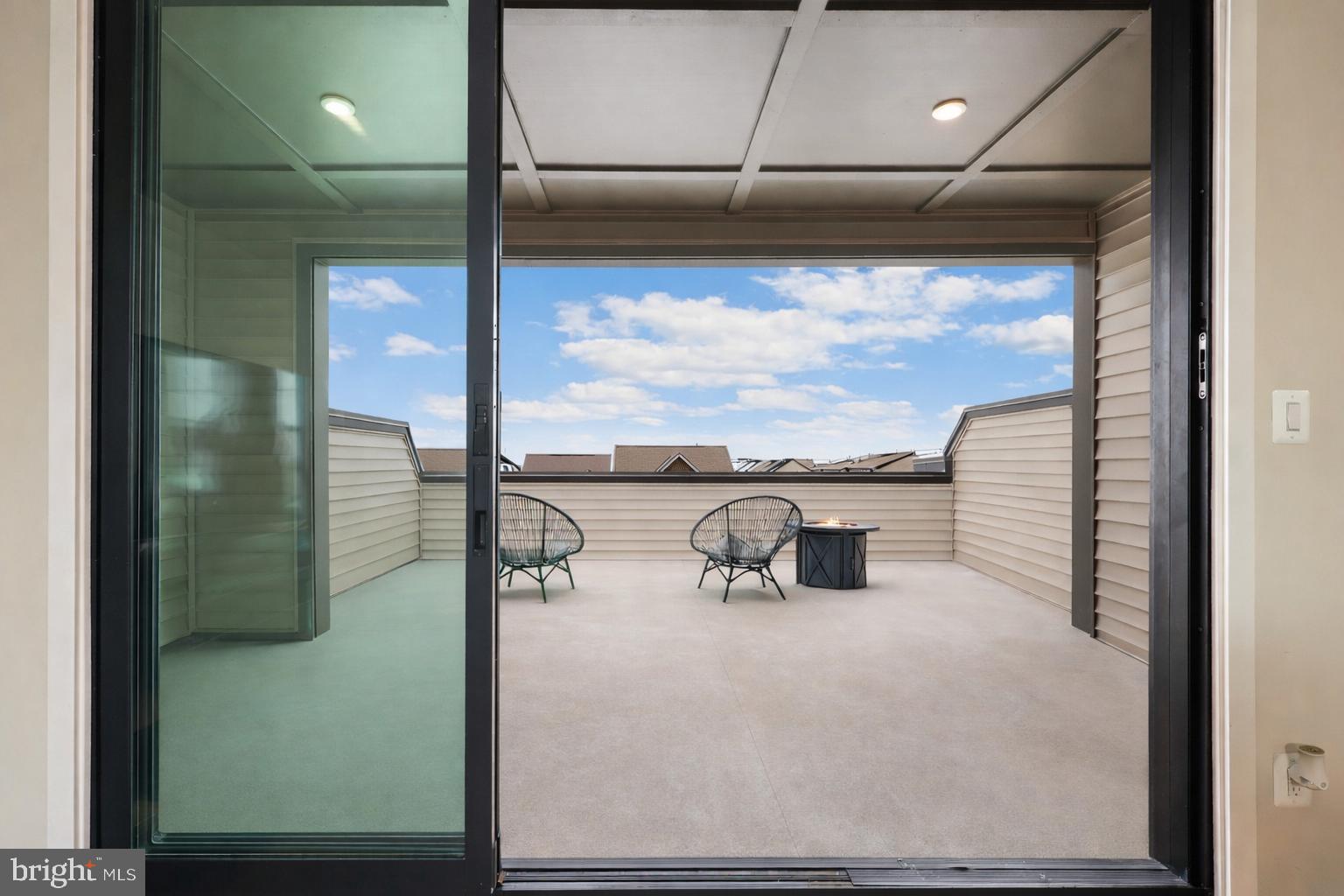 METRO WALK AT MOOREFIELD STATION - Residential