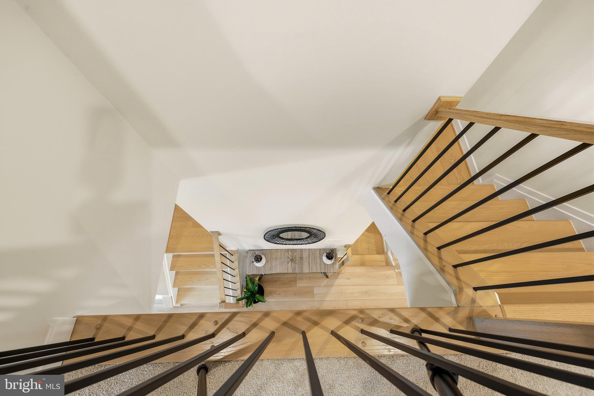 METRO WALK AT MOOREFIELD STATION - Residential