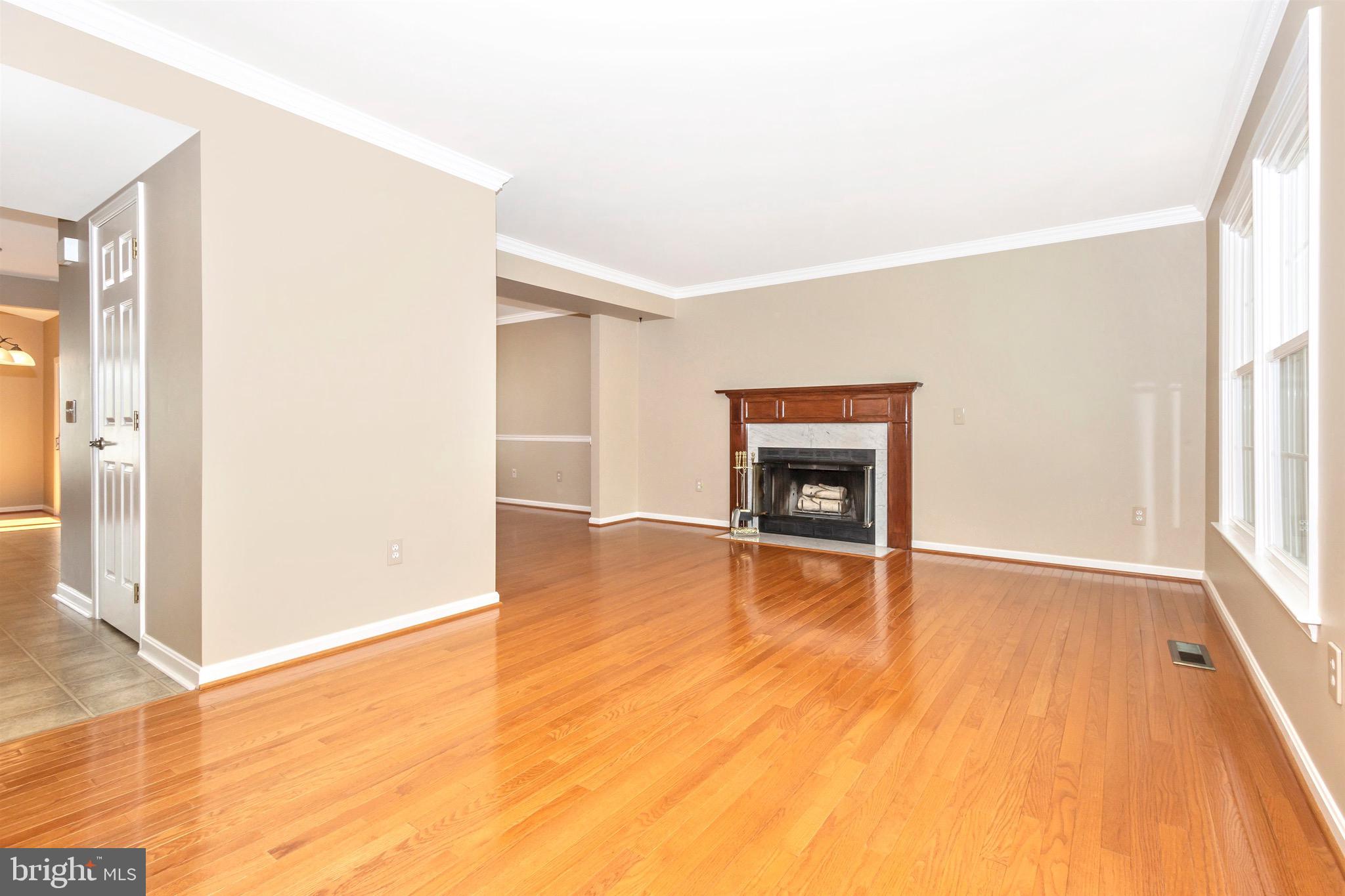 SEVEN OAKS - Residential