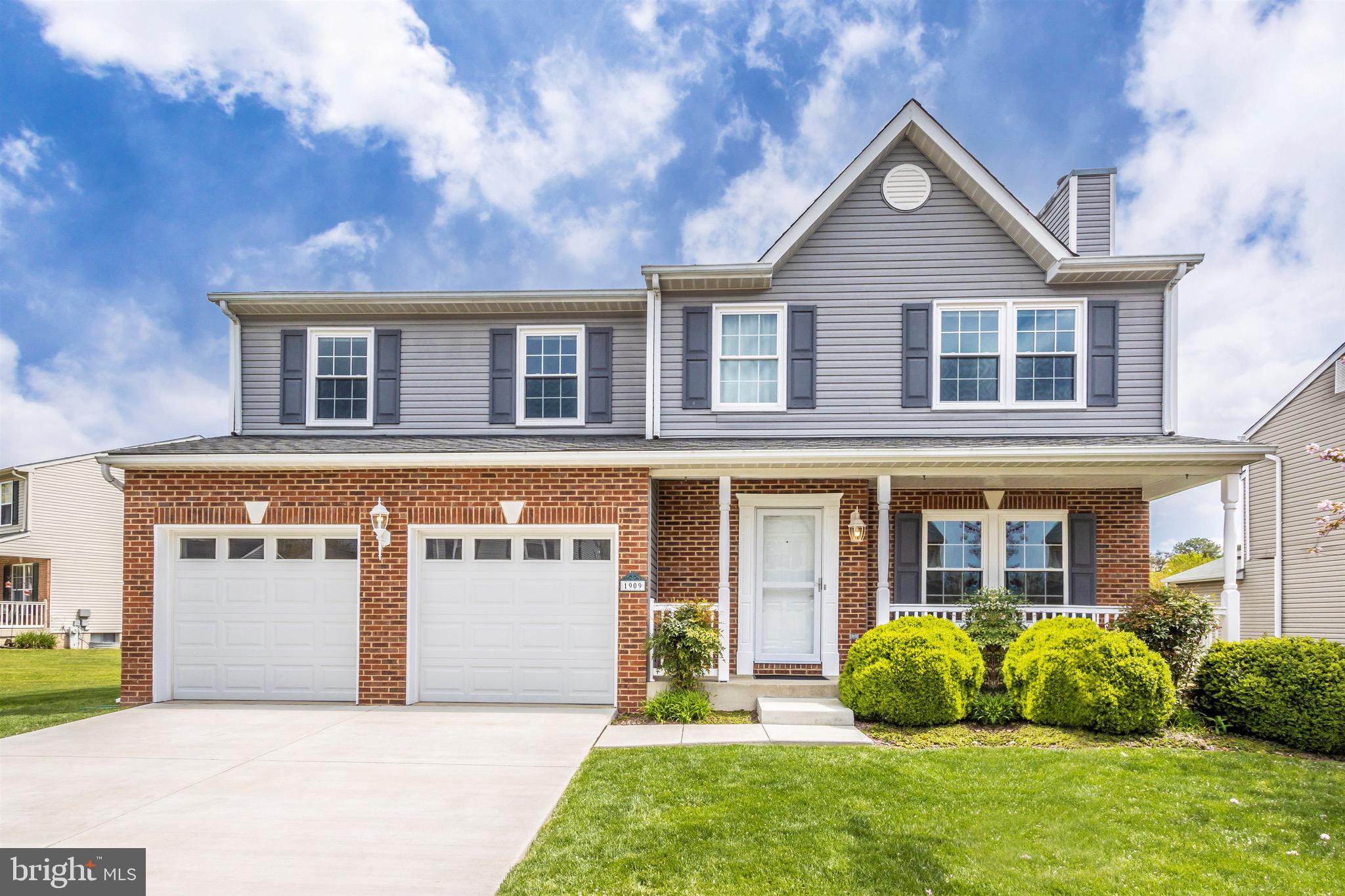 SEVEN OAKS - Residential