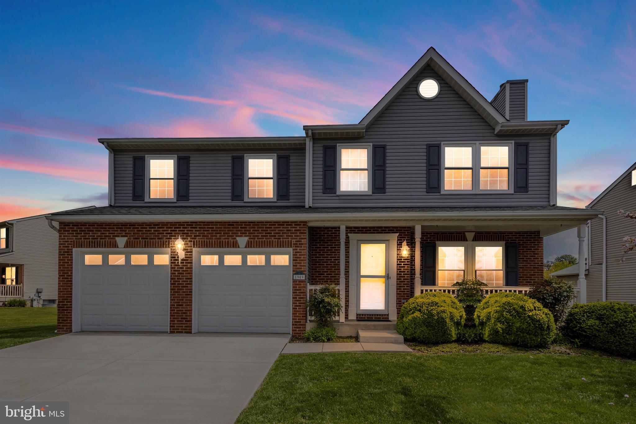 SEVEN OAKS - Residential