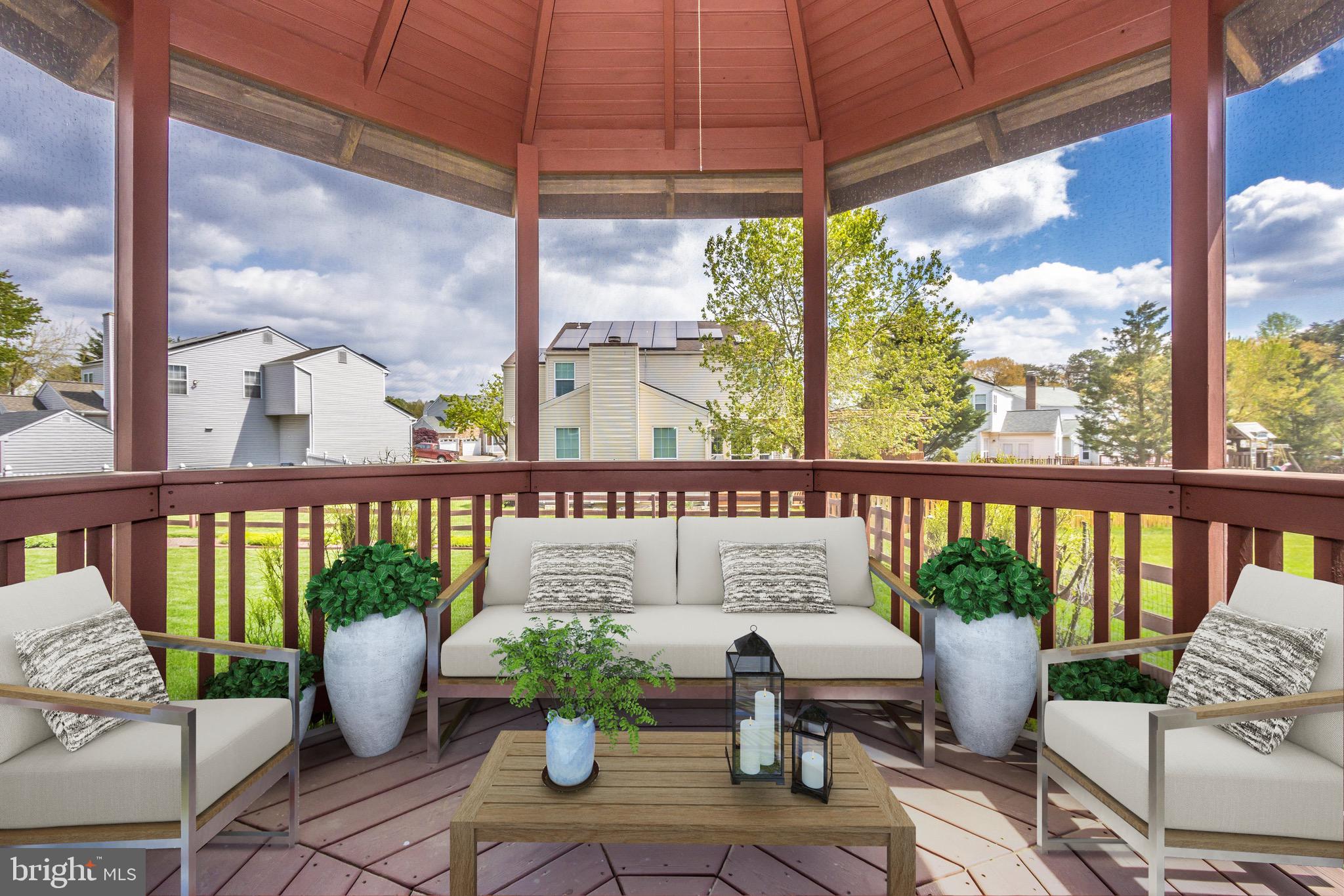 SEVEN OAKS - Residential