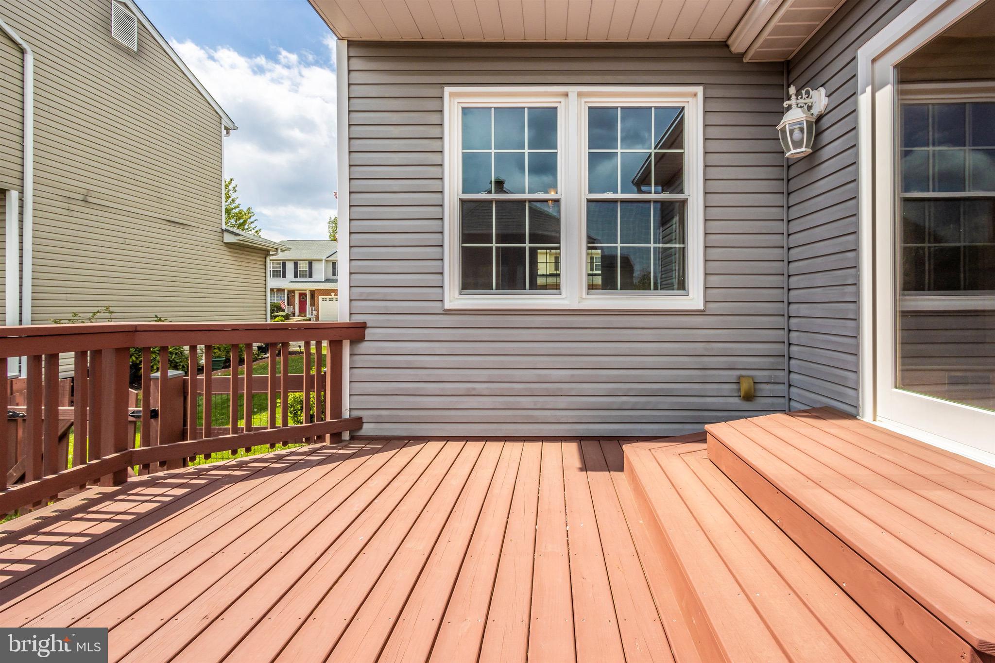 SEVEN OAKS - Residential