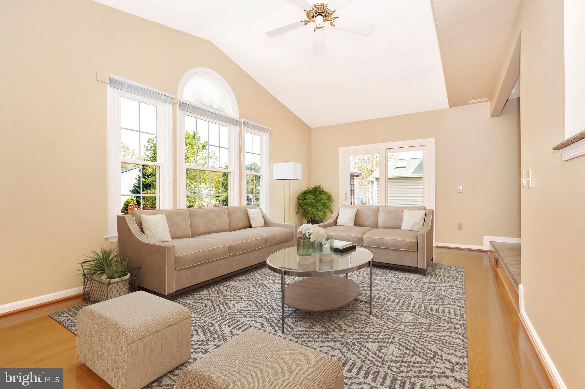 SEVEN OAKS - Residential