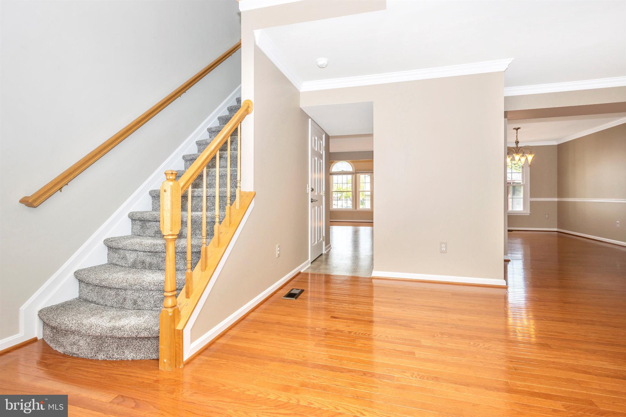 SEVEN OAKS - Residential