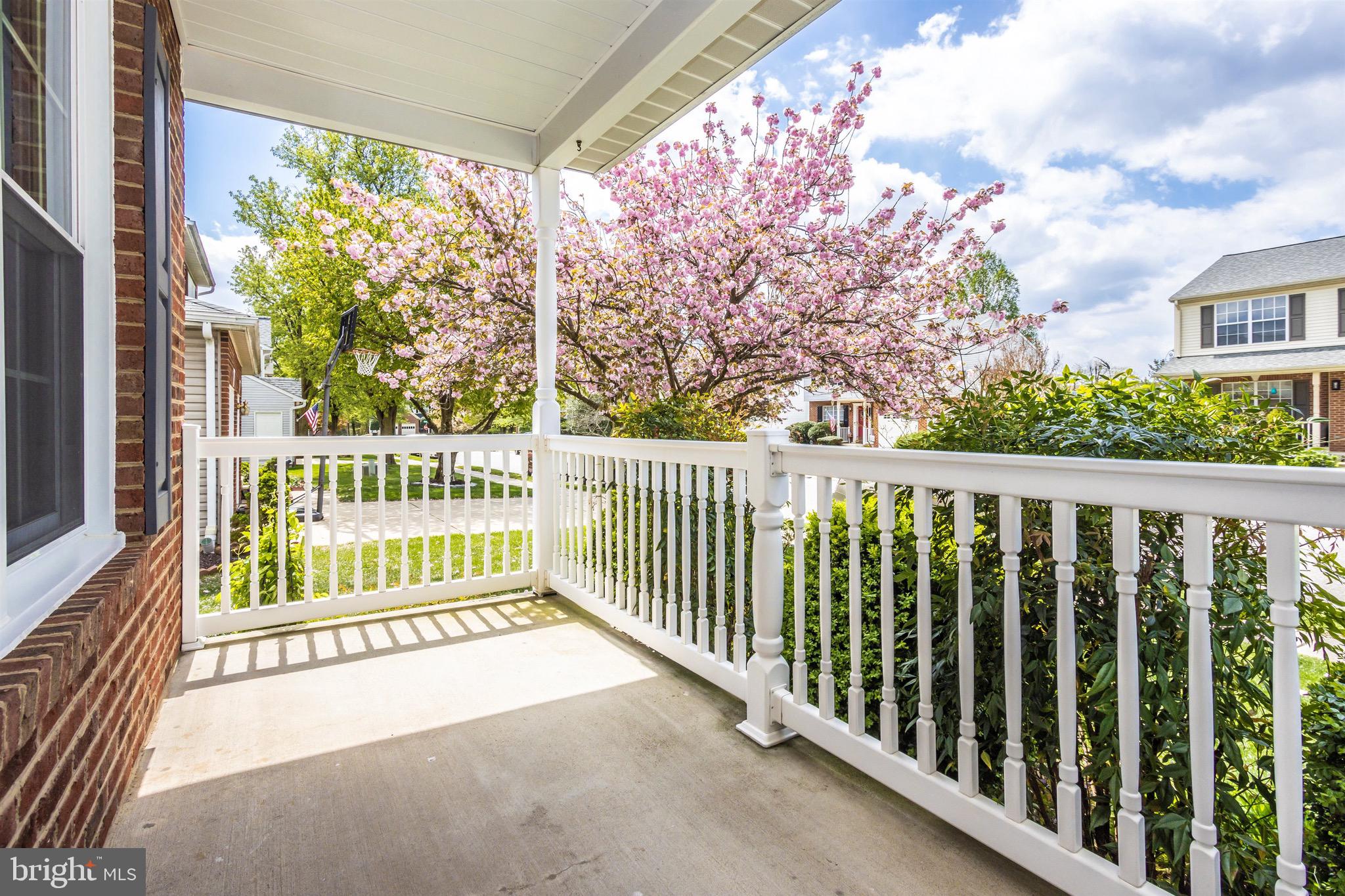 SEVEN OAKS - Residential