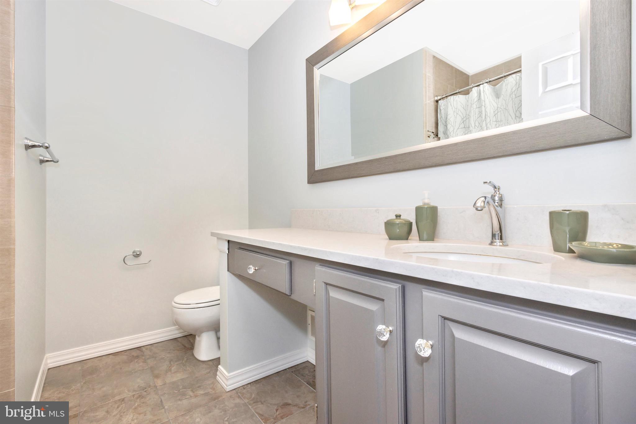 SEVEN OAKS - Residential