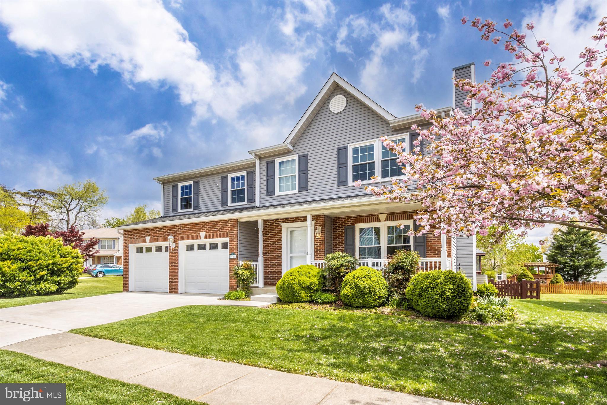 SEVEN OAKS - Residential