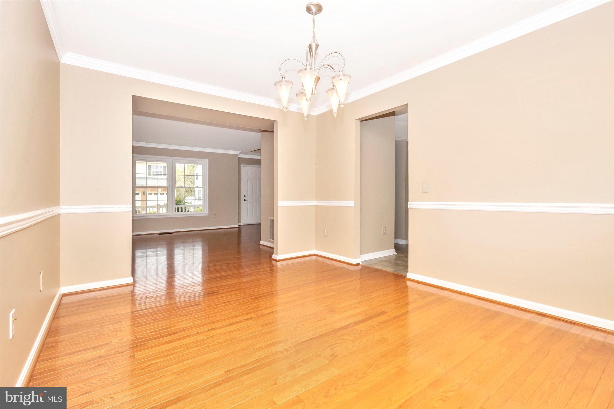 SEVEN OAKS - Residential