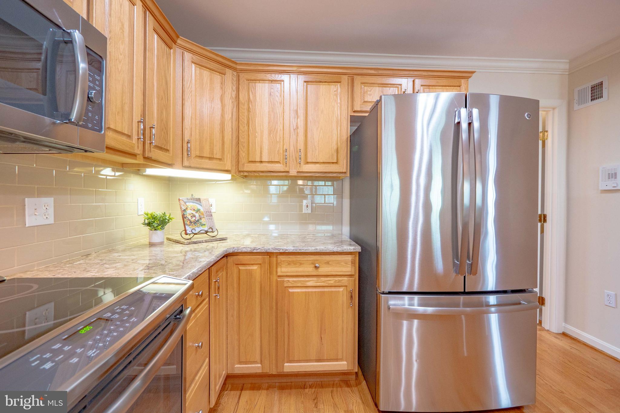 FOXFIELD AT MIDDLETOWN - Residential