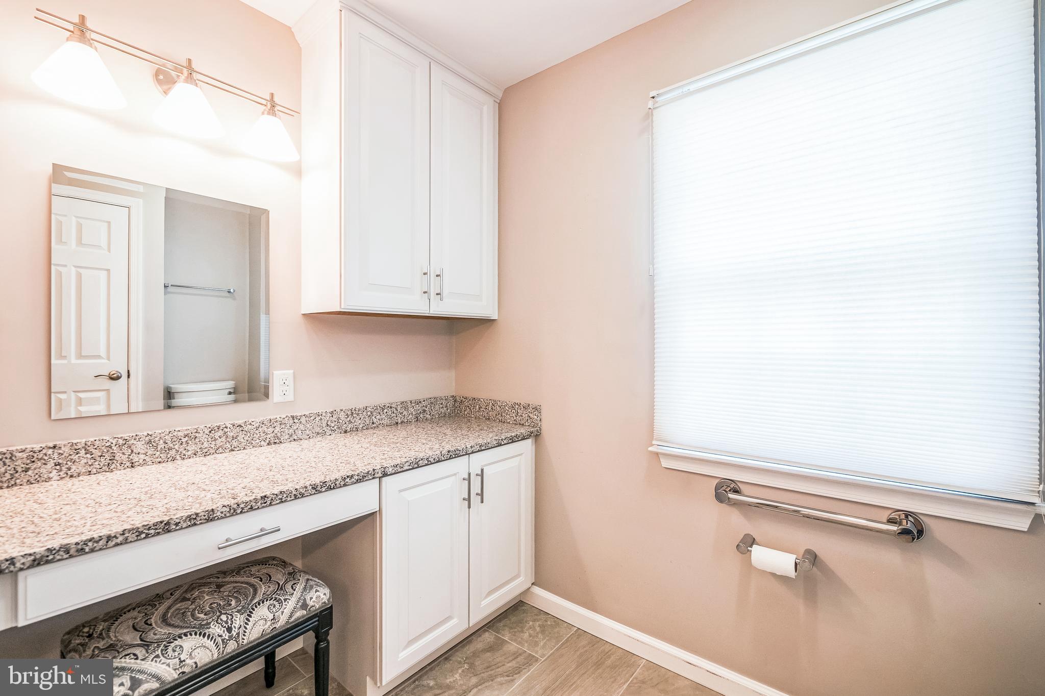 FOXFIELD AT MIDDLETOWN - Residential