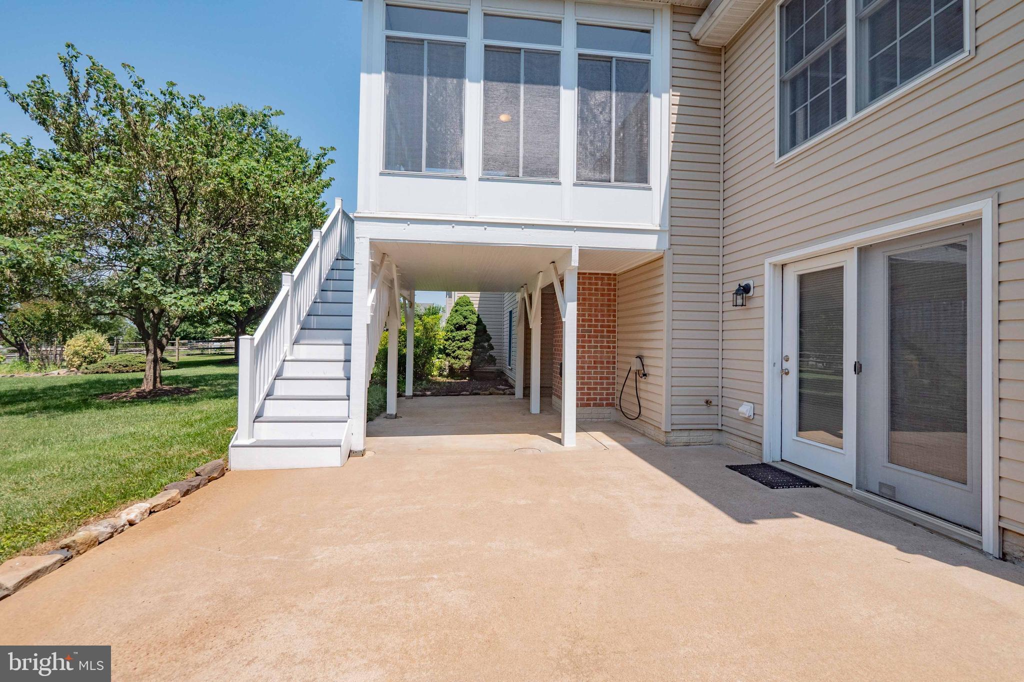 FOXFIELD AT MIDDLETOWN - Residential