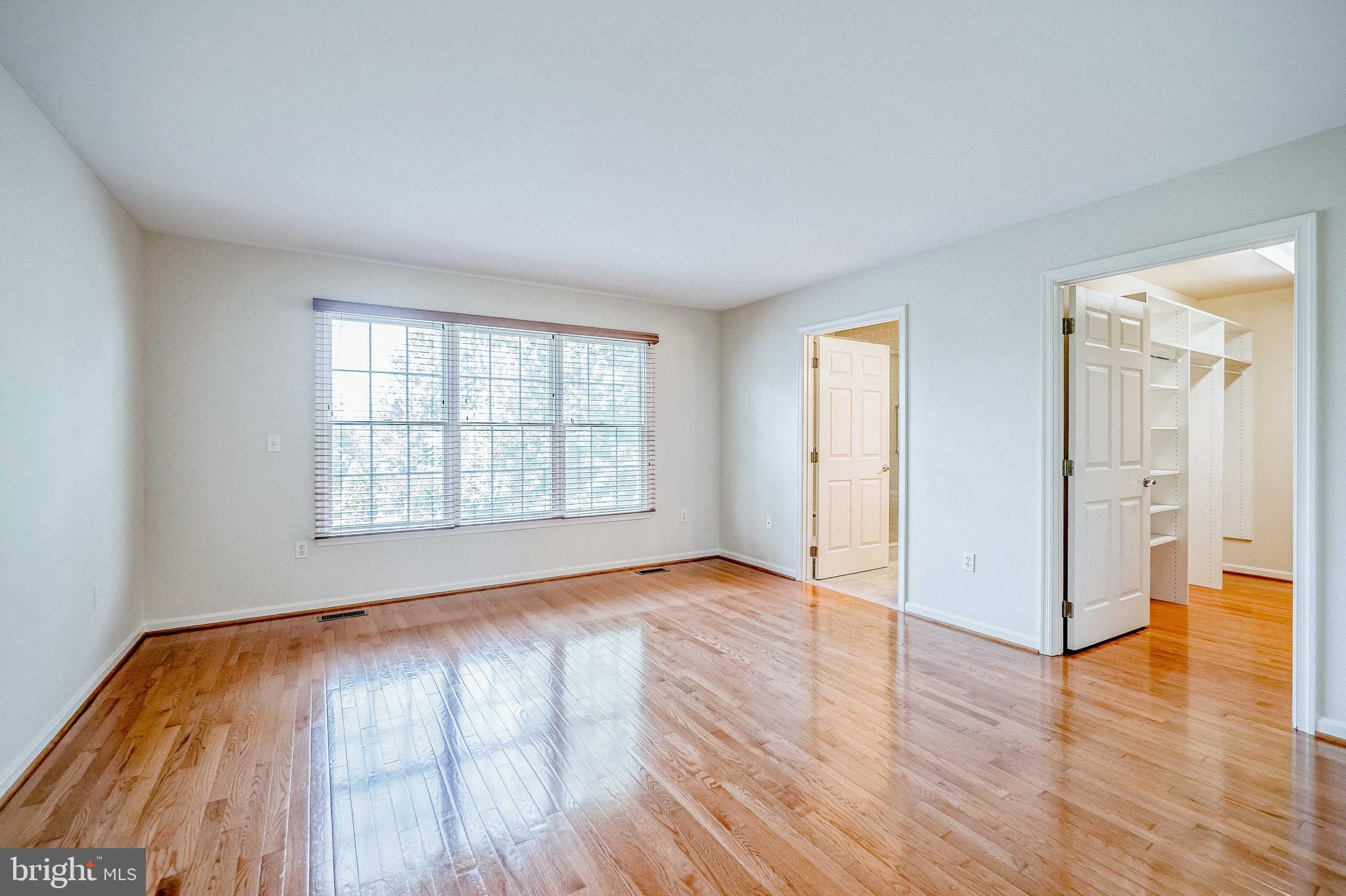 FOXFIELD AT MIDDLETOWN - Residential