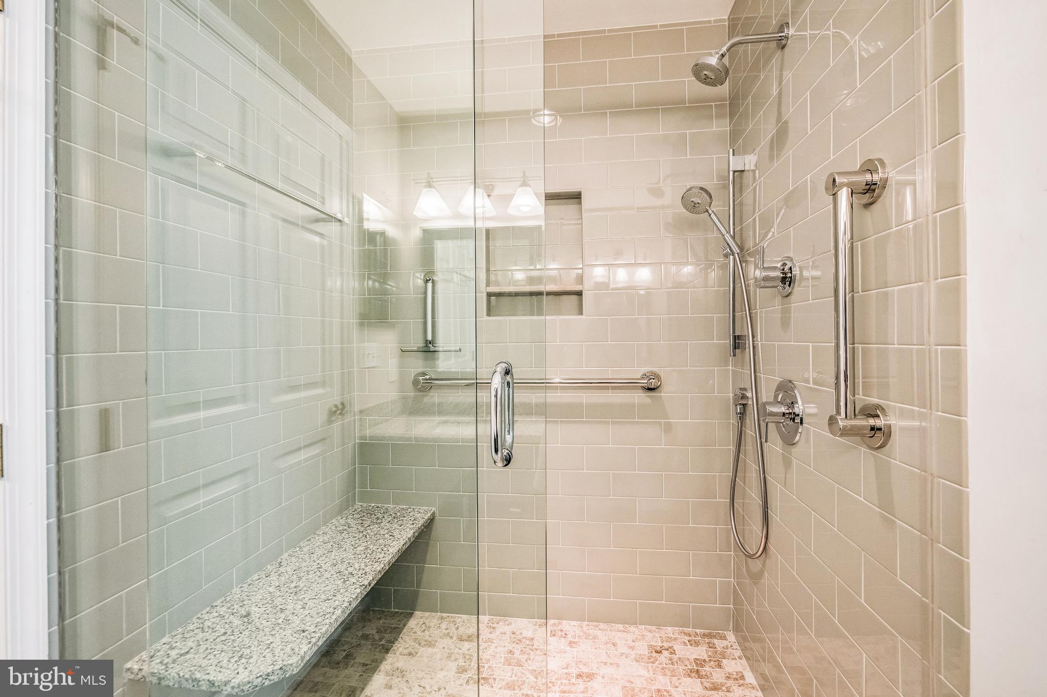 FOXFIELD AT MIDDLETOWN - Residential