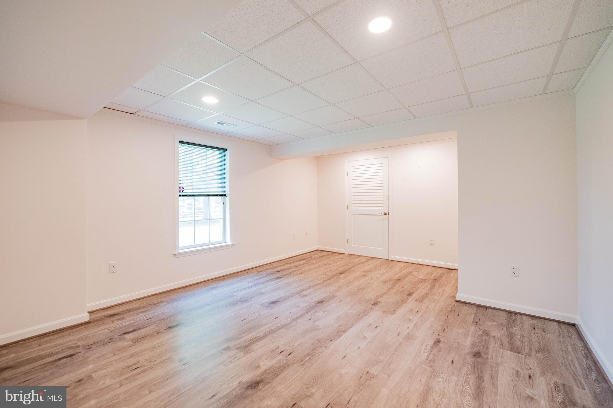 FOXFIELD AT MIDDLETOWN - Residential