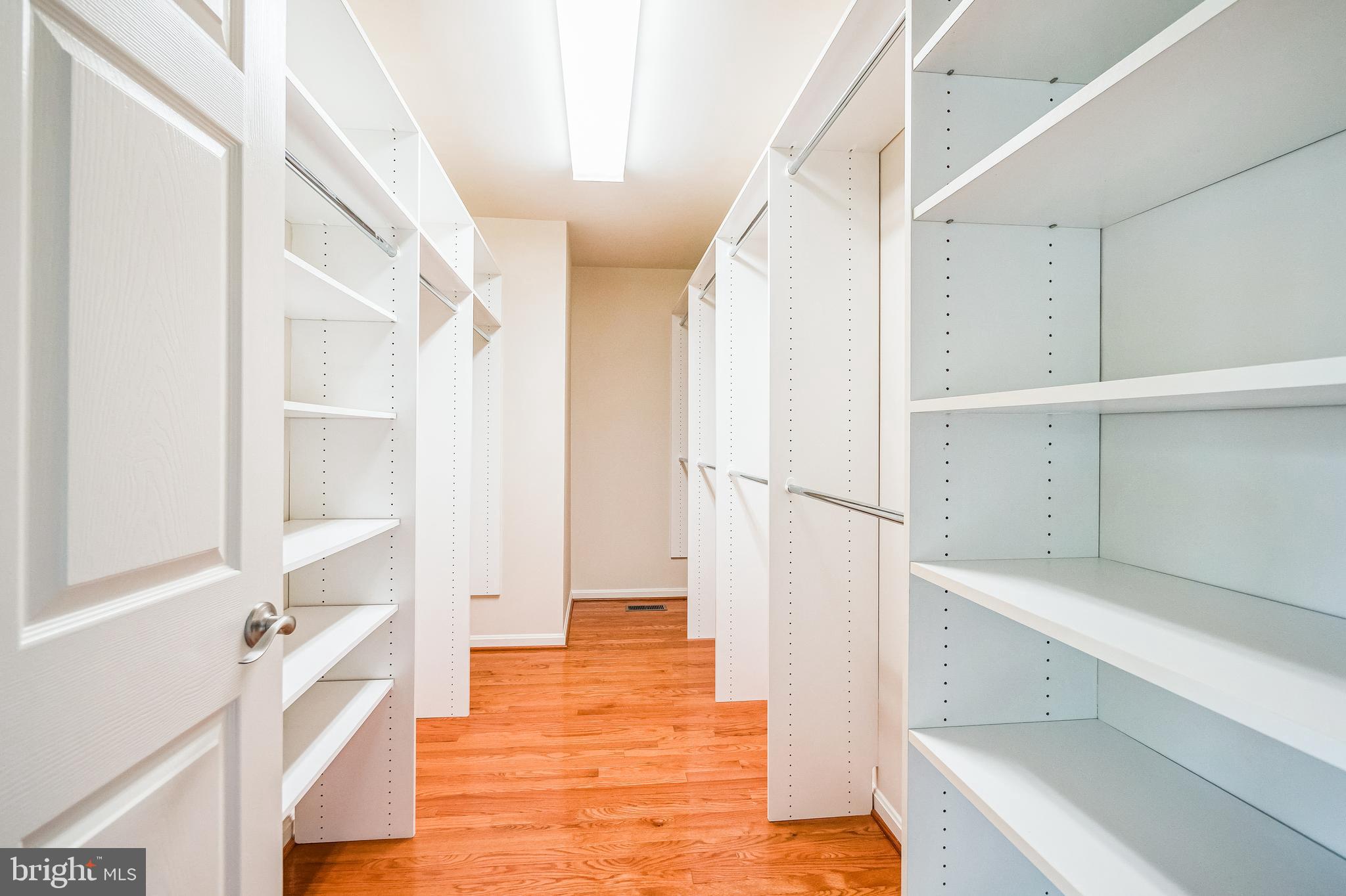 FOXFIELD AT MIDDLETOWN - Residential