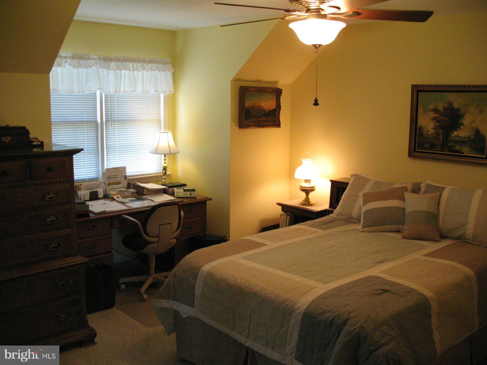 FAIRVIEW - Residential